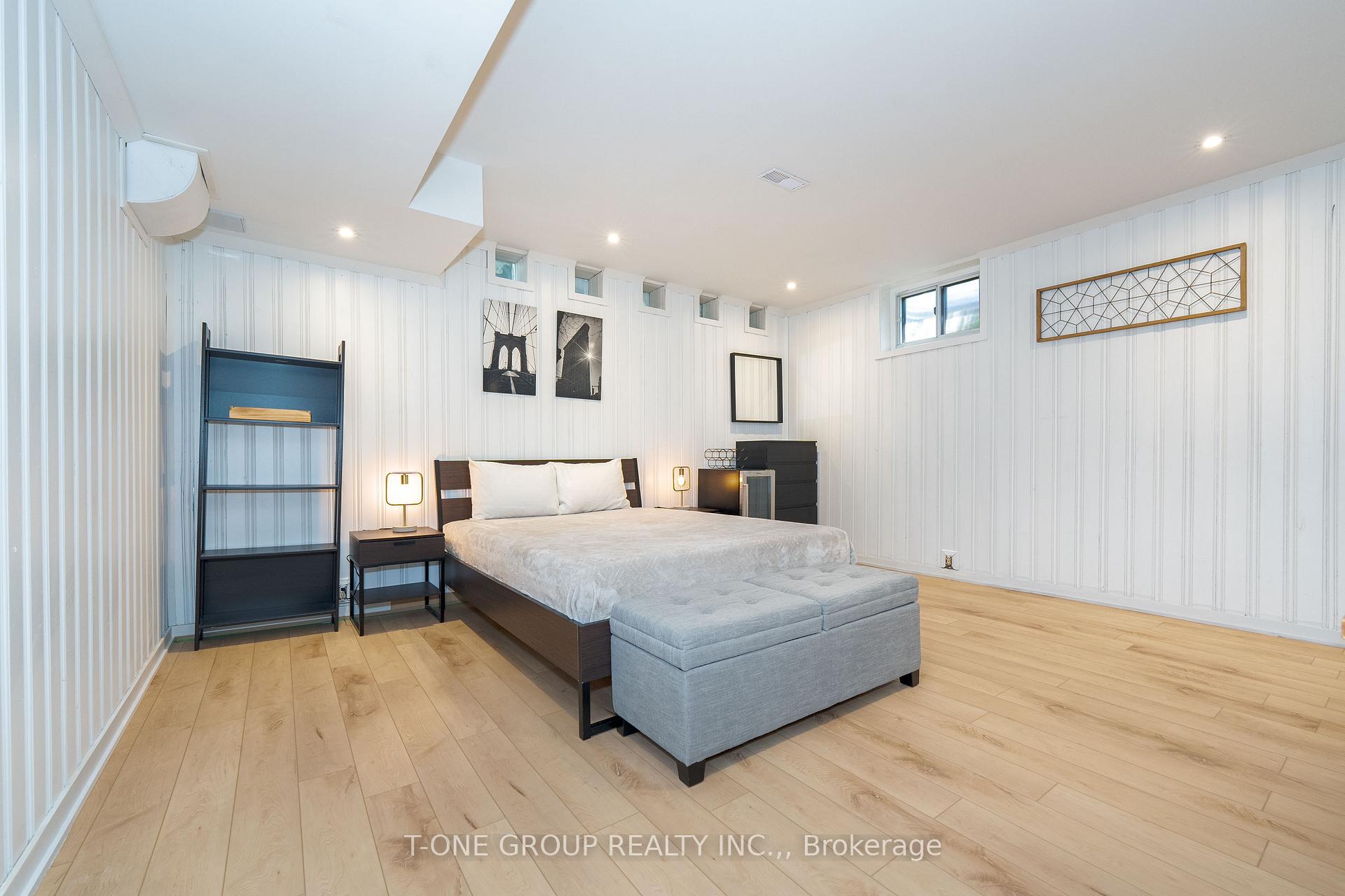 Photo 31 of 10 Brookridge Drive W, Scarborough, Bendale — HOMEH
