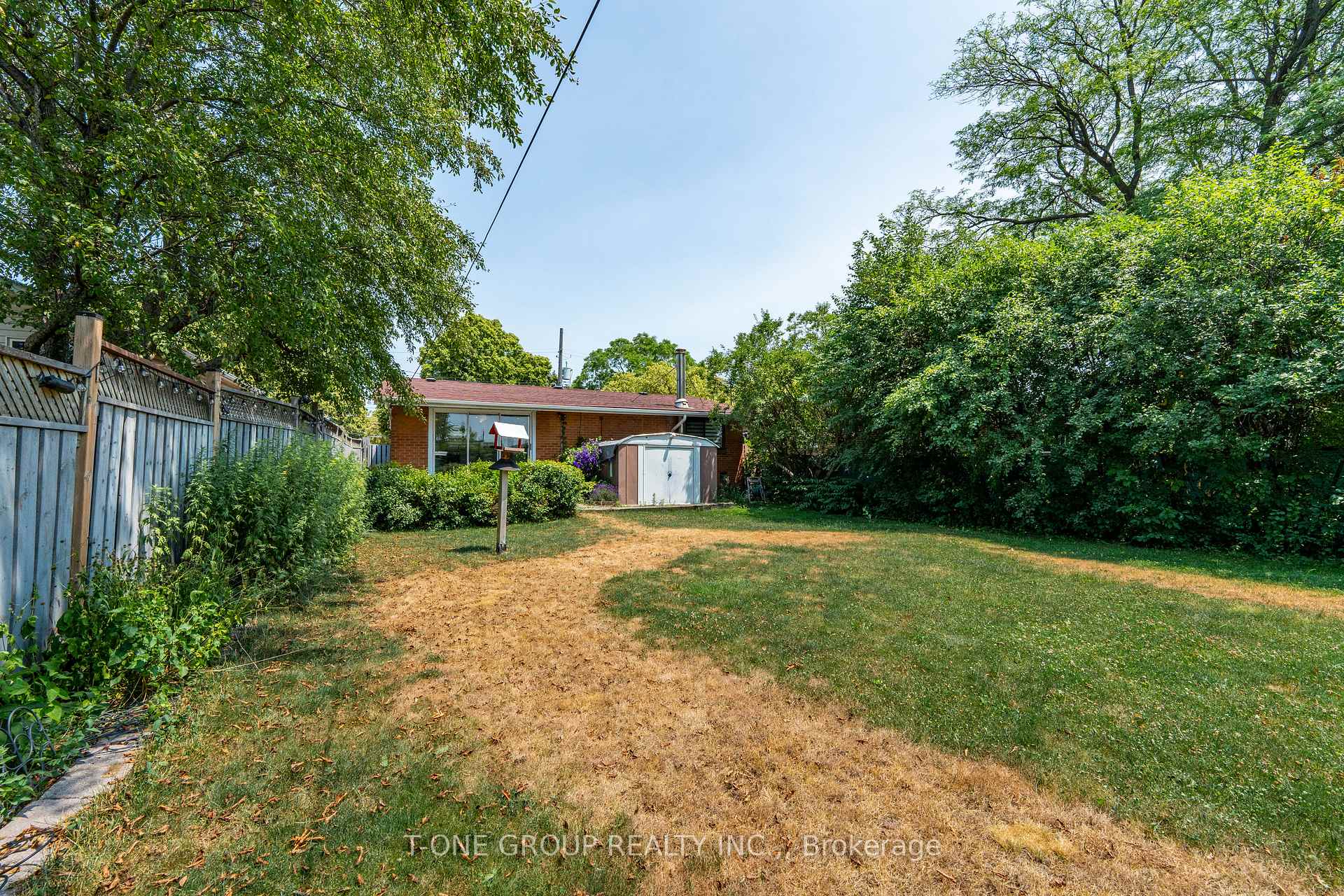 Photo 39 of 10 Brookridge Drive W, Scarborough, Bendale — HOMEH