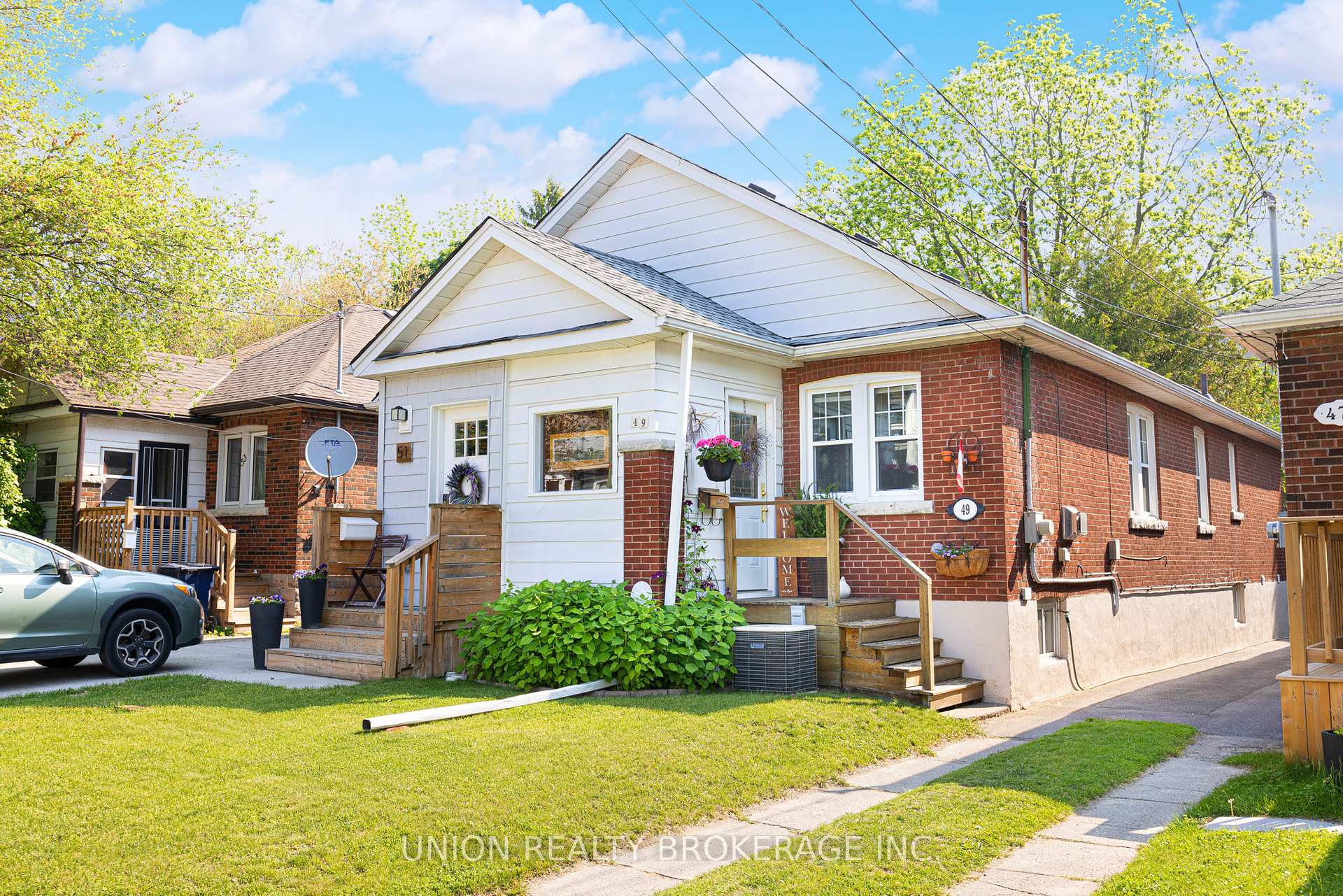 Photo 1 of 49 Valhalla Boulevard, Scarborough, Birchcliffe-Cliffside — HOMEH