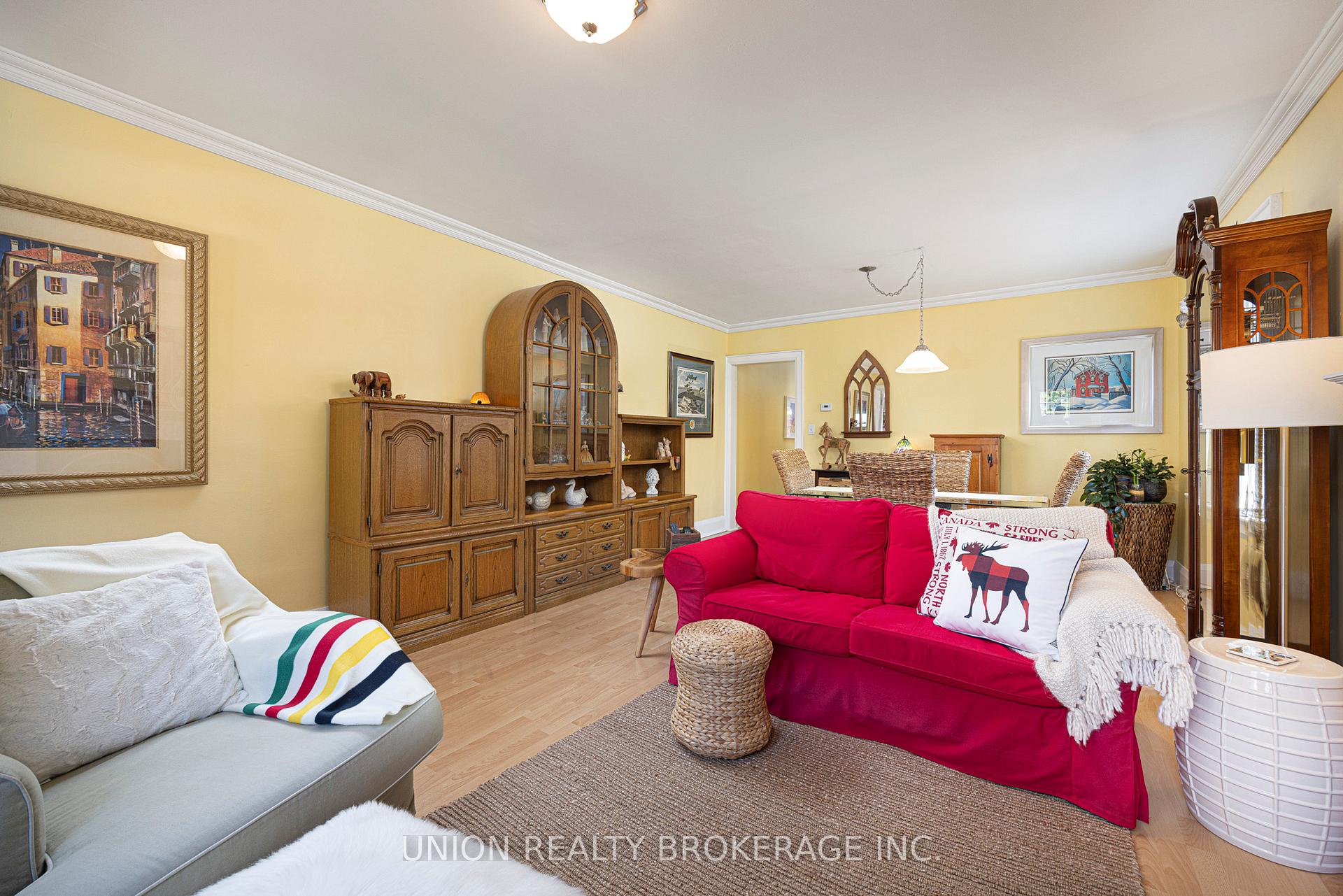 Photo 6 of 49 Valhalla Boulevard, Scarborough, Birchcliffe-Cliffside — HOMEH