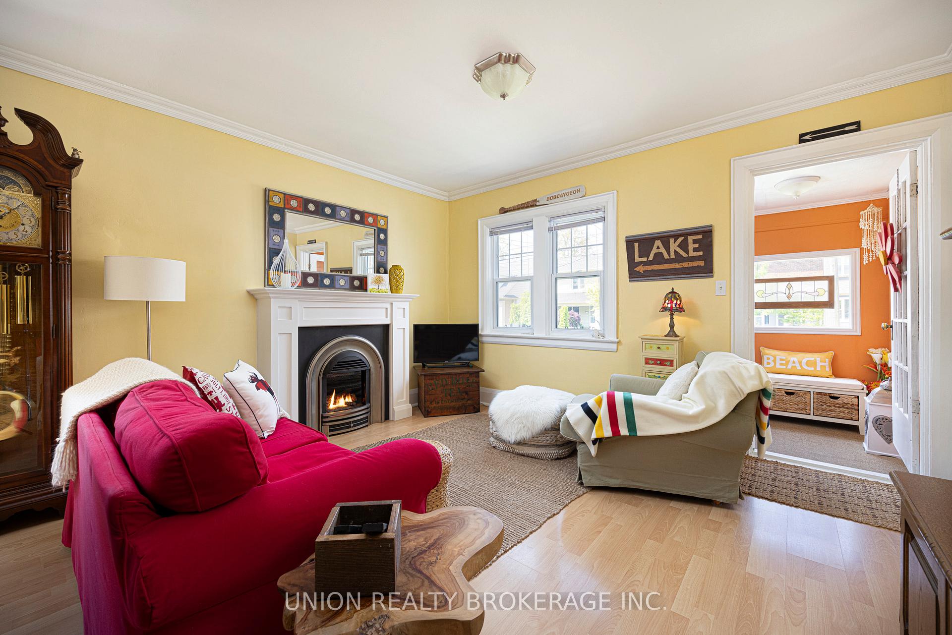 Photo 8 of 49 Valhalla Boulevard, Scarborough, Birchcliffe-Cliffside — HOMEH