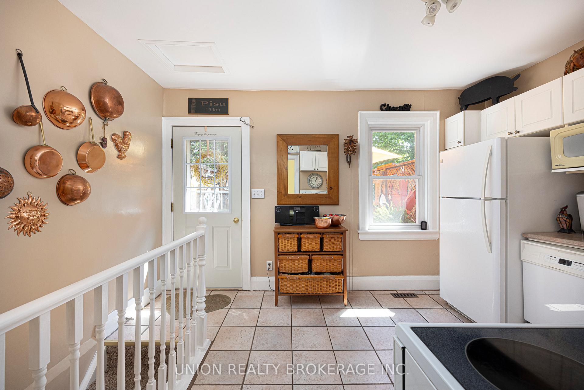 Photo 14 of 49 Valhalla Boulevard, Scarborough, Birchcliffe-Cliffside — HOMEH