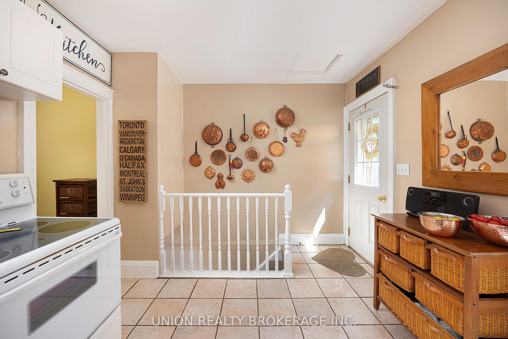 Photo 16 of 49 Valhalla Boulevard, Scarborough, Birchcliffe-Cliffside — HOMEH