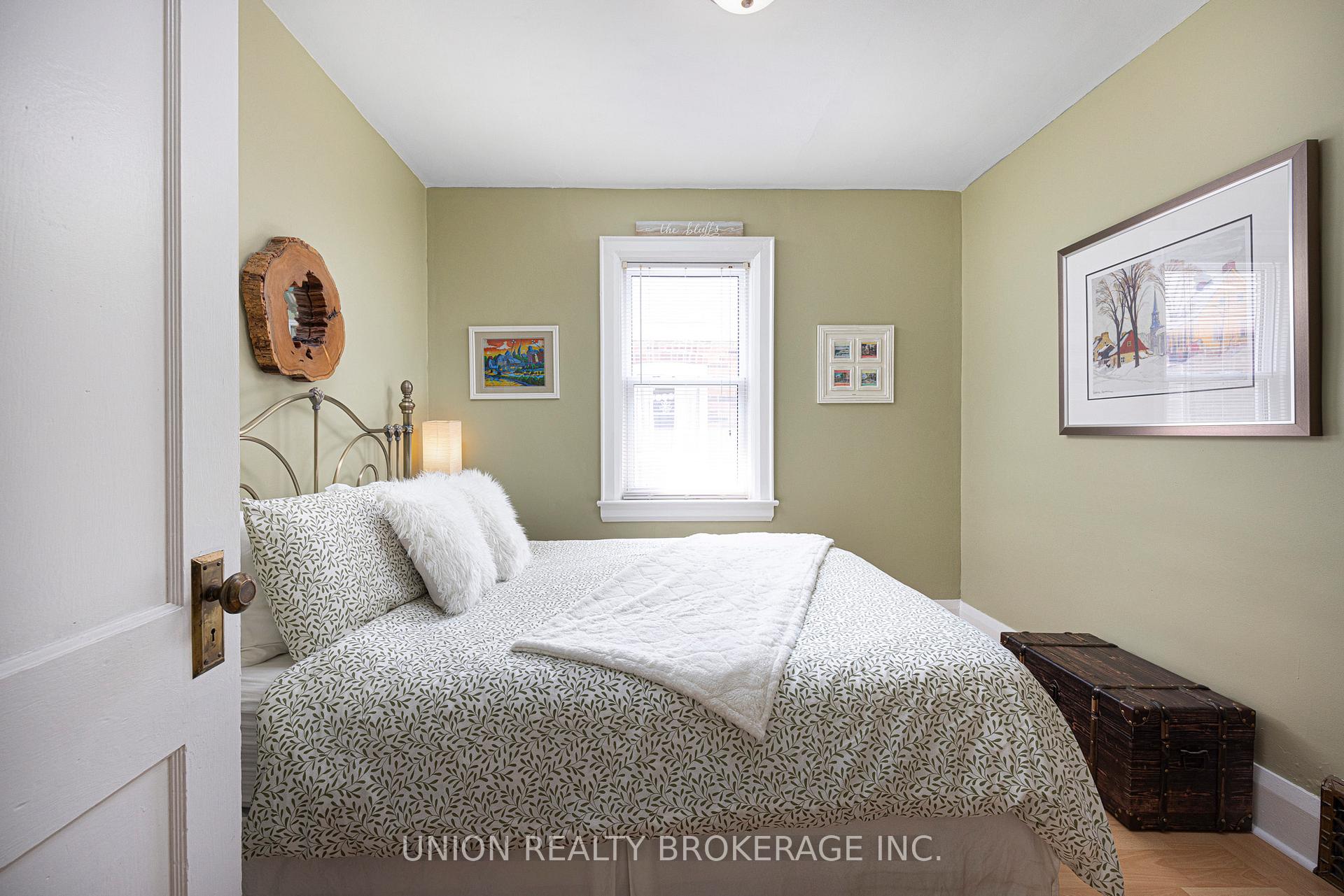 Photo 19 of 49 Valhalla Boulevard, Scarborough, Birchcliffe-Cliffside — HOMEH