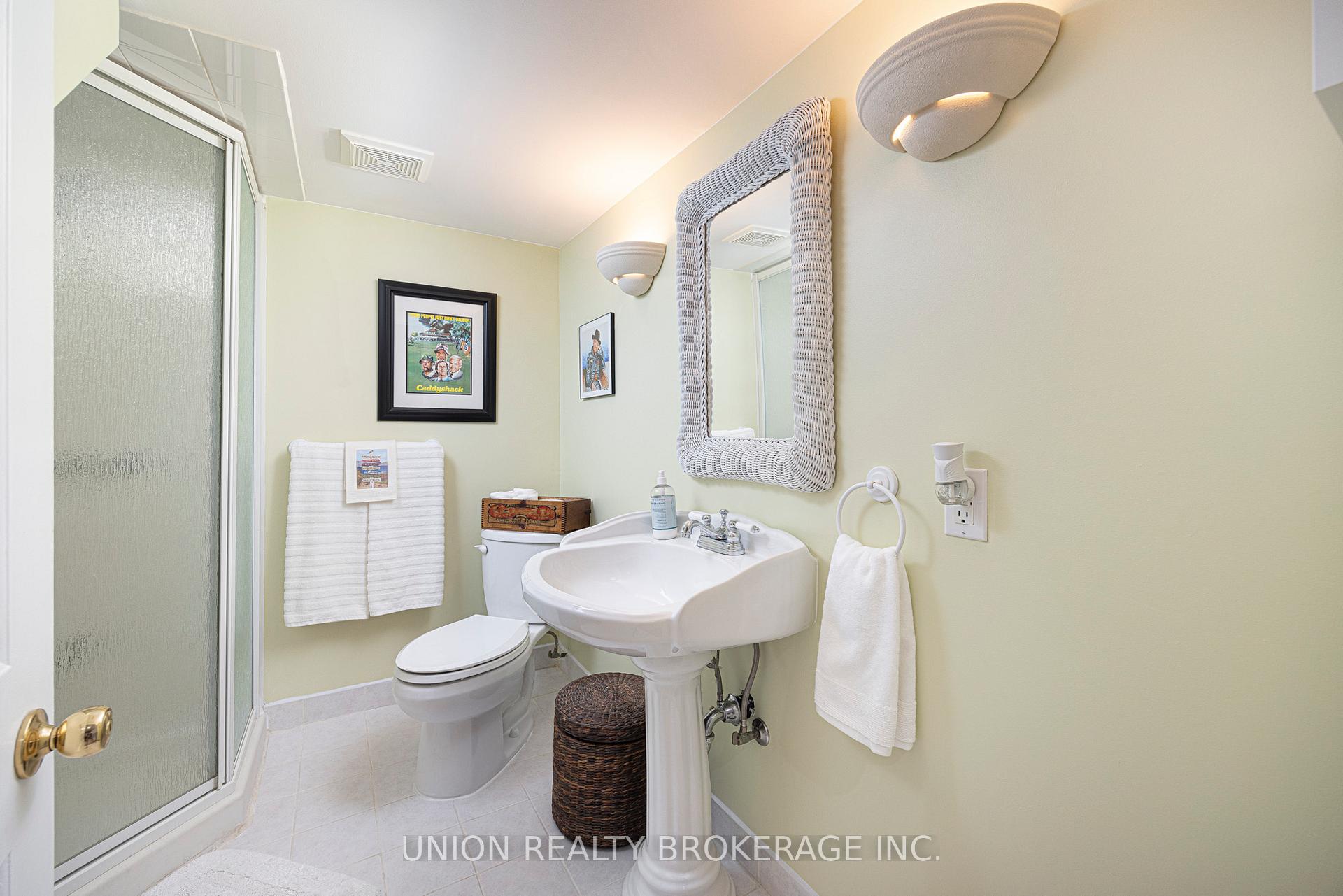 Photo 25 of 49 Valhalla Boulevard, Scarborough, Birchcliffe-Cliffside — HOMEH