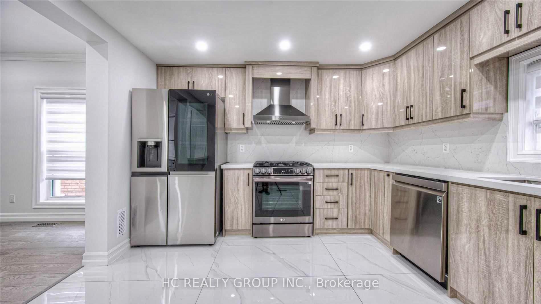Photo 7 of 38 Torrens Avenue, Toronto, Broadview North — HOMEH