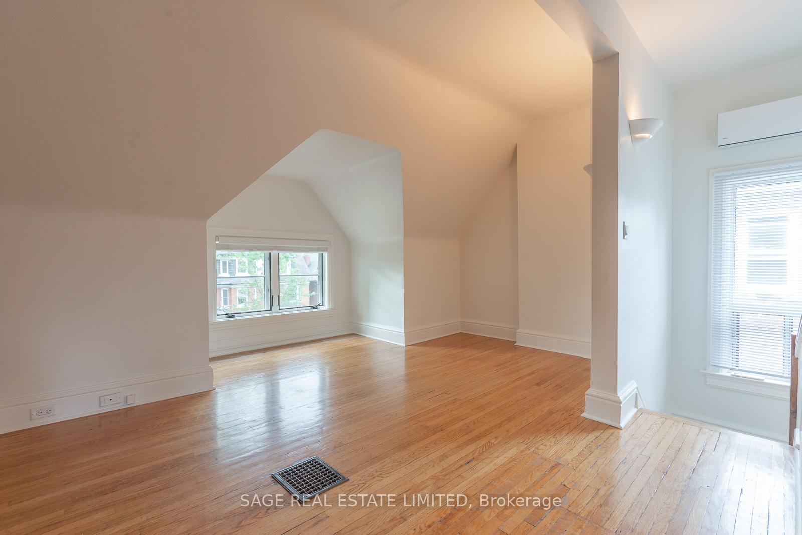 Photo 19 of Unit UPPER, 685 Euclid Avenue, Toronto, Palmerston-Little Italy — HOMEH