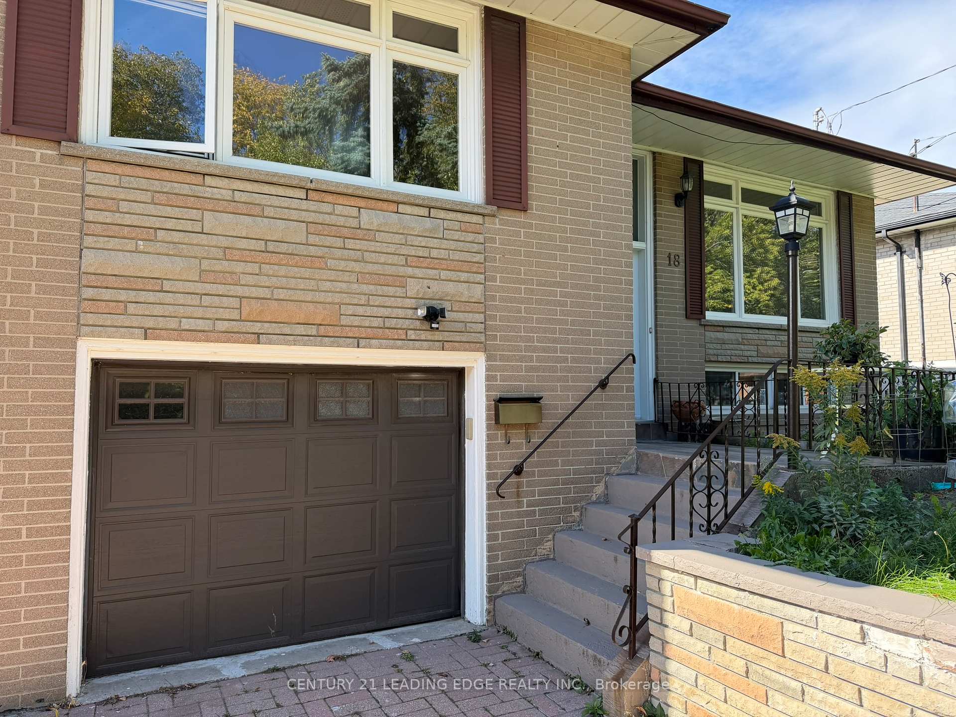 Photo 23 of Unit Upper, 18 Packard Boulevard, Scarborough, Bendale — HOMEH