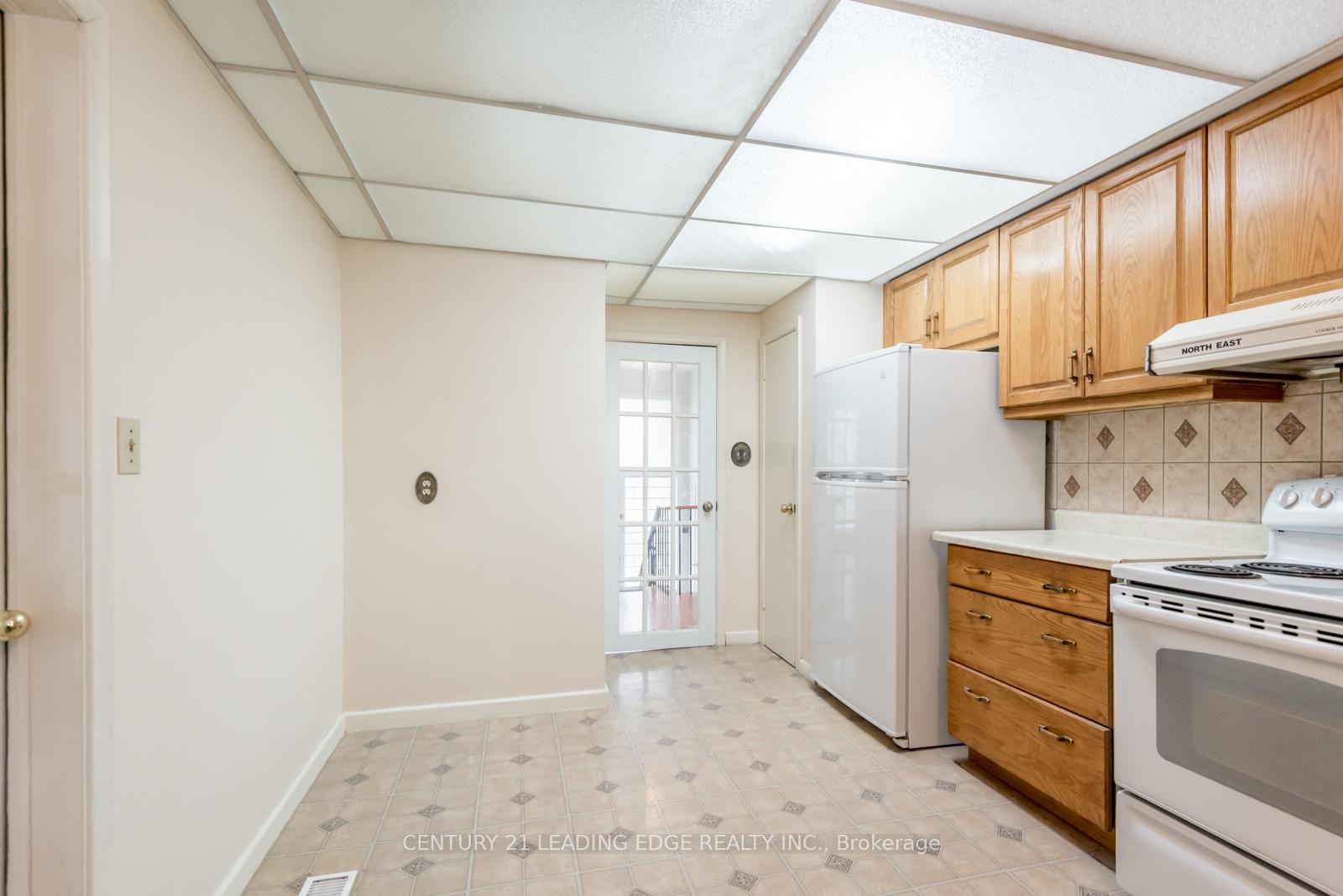 Photo 32 of Unit Upper, 18 Packard Boulevard, Scarborough, Bendale — HOMEH