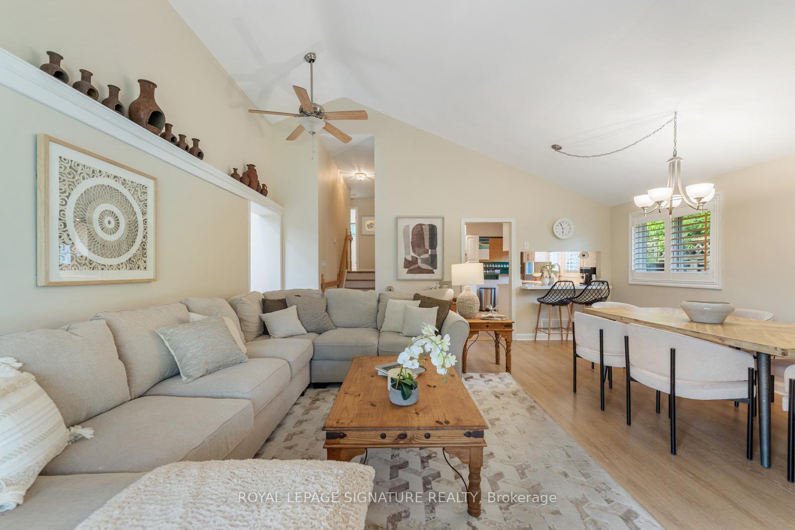 Photo 12 of 58 Par Avenue, Scarborough, Woburn — HOMEH