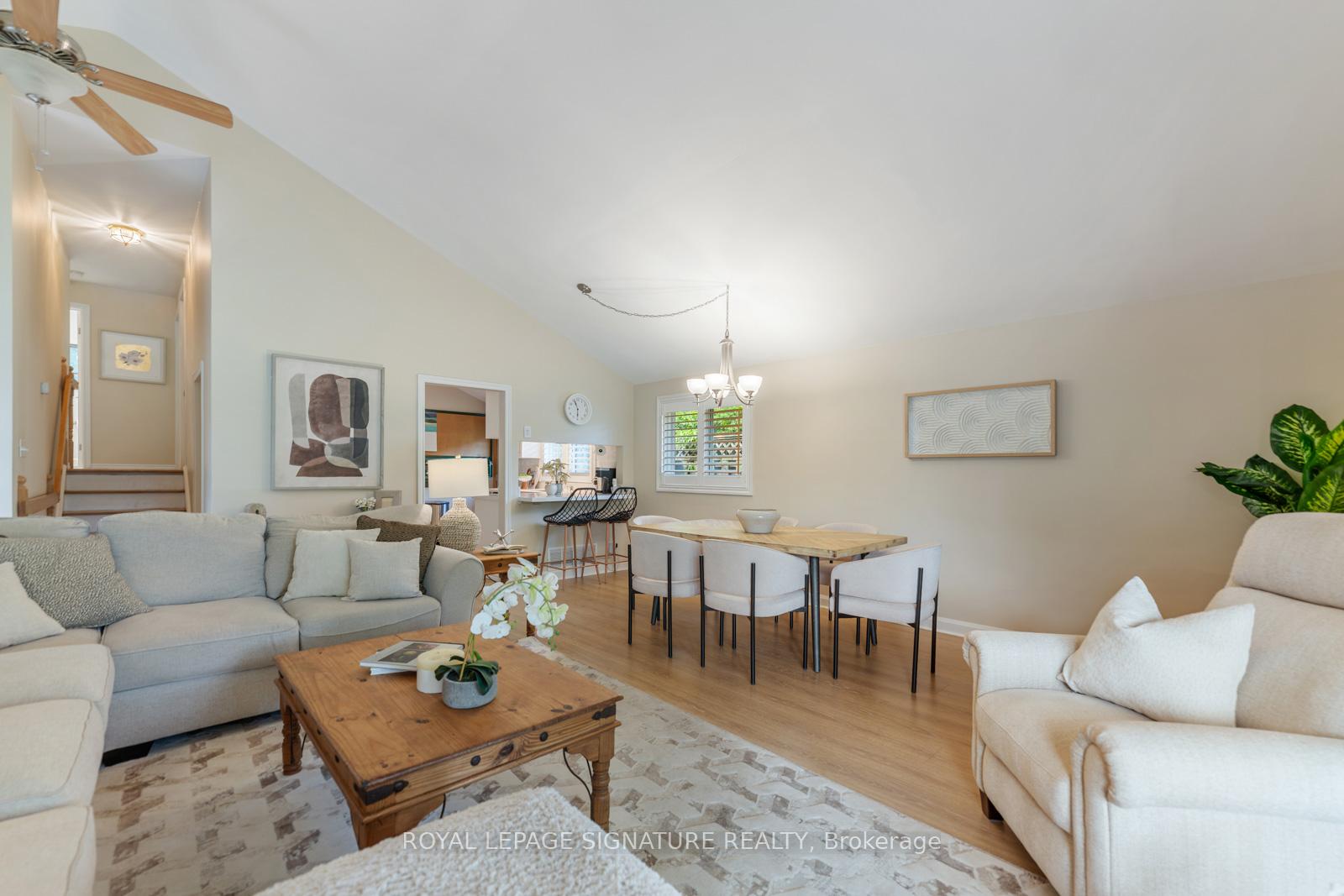 Photo 14 of 58 Par Avenue, Scarborough, Woburn — HOMEH