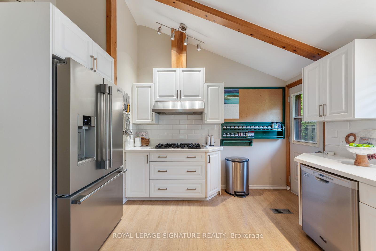 Photo 22 of 58 Par Avenue, Scarborough, Woburn — HOMEH