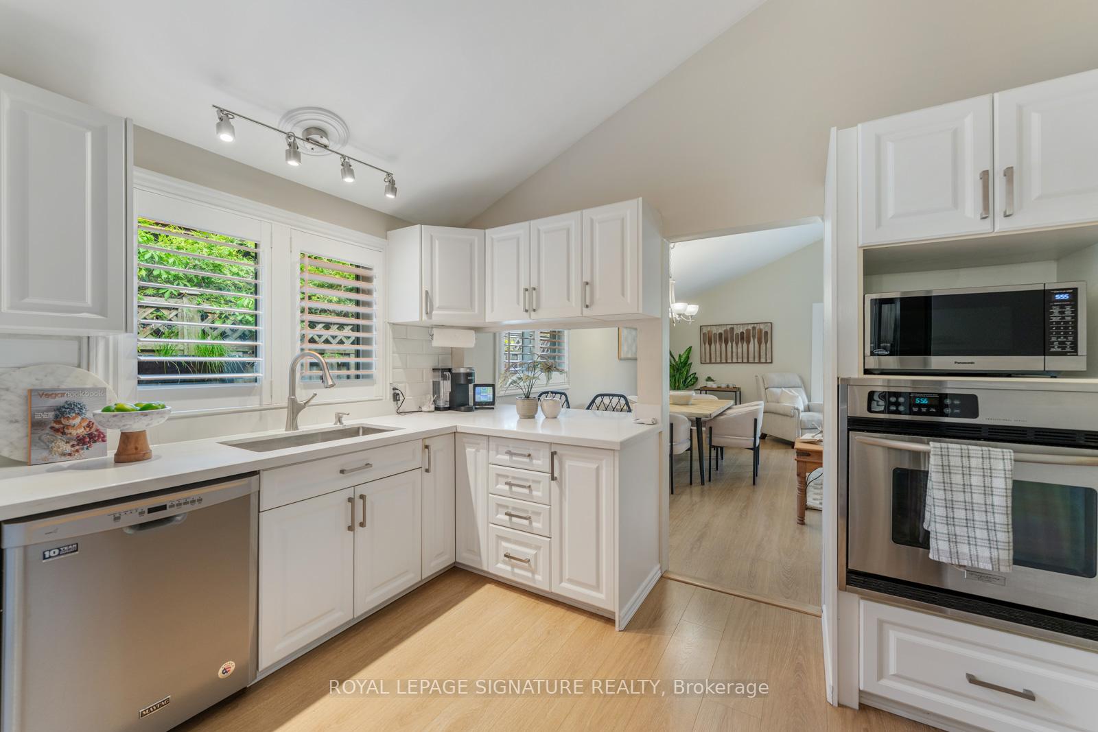 Photo 25 of 58 Par Avenue, Scarborough, Woburn — HOMEH