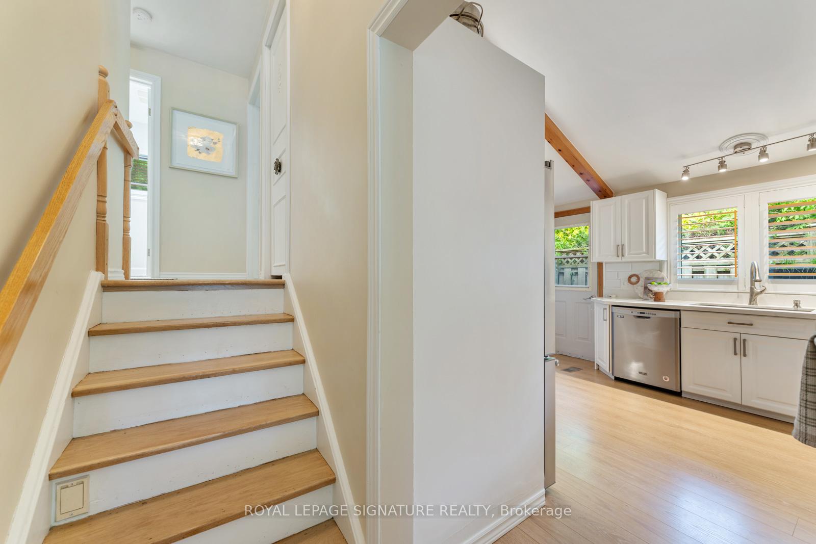 Photo 30 of 58 Par Avenue, Scarborough, Woburn — HOMEH