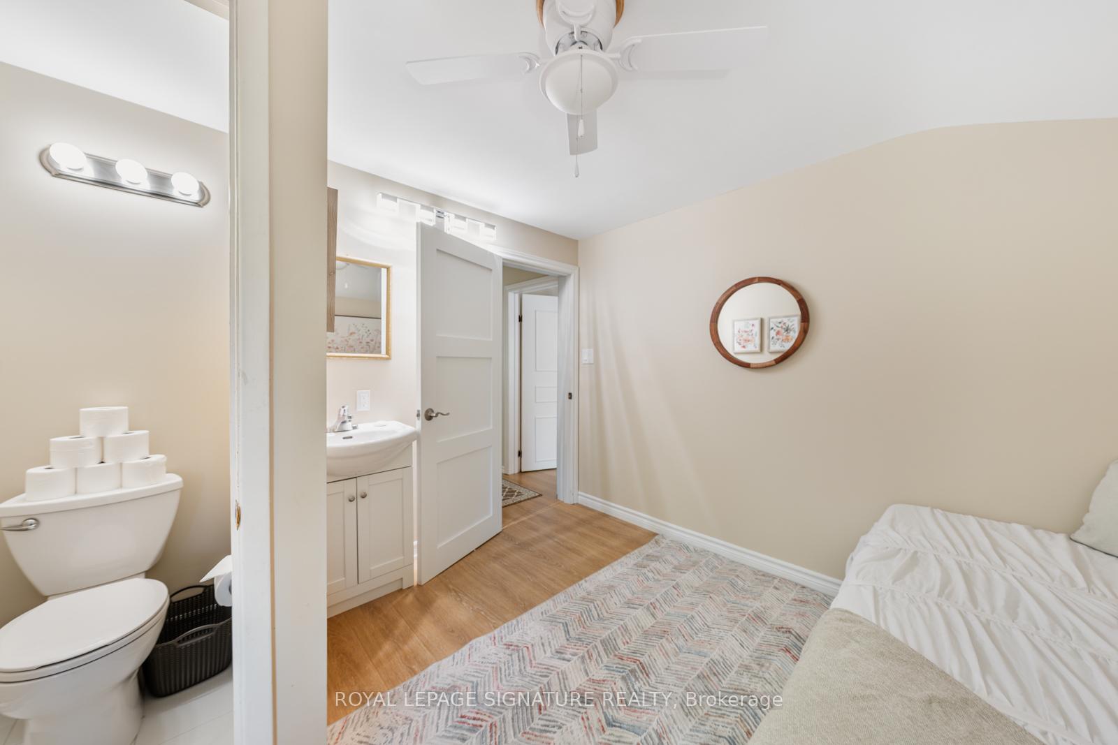 Photo 33 of 58 Par Avenue, Scarborough, Woburn — HOMEH