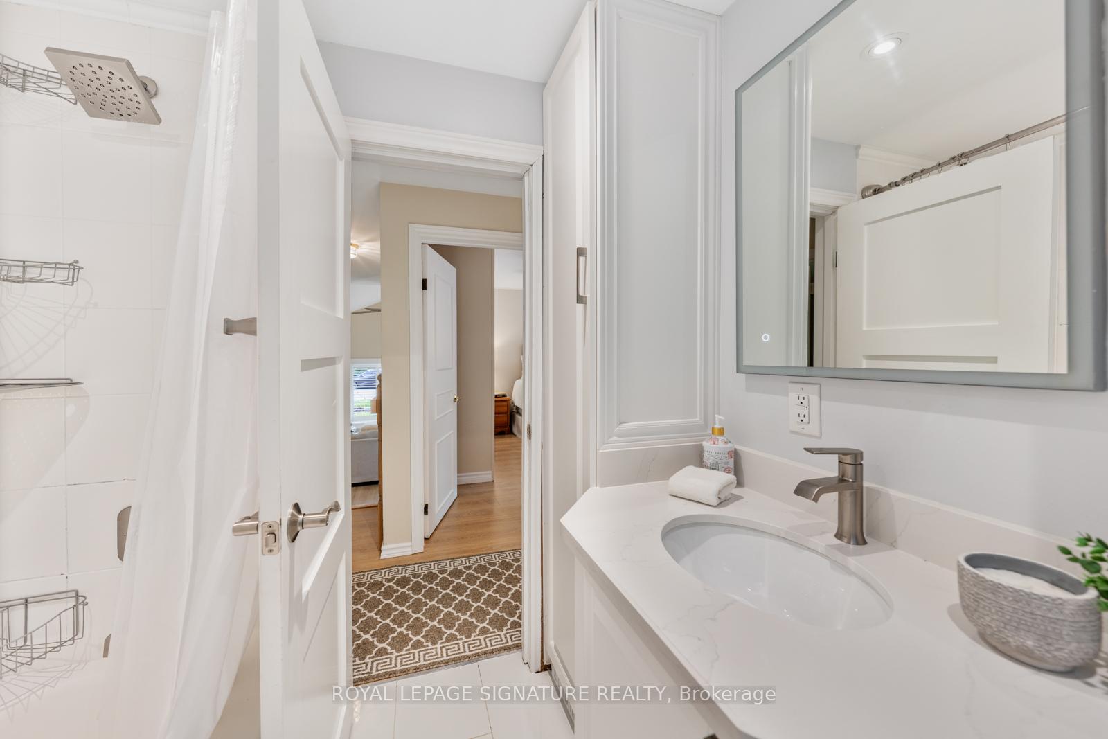 Photo 36 of 58 Par Avenue, Scarborough, Woburn — HOMEH