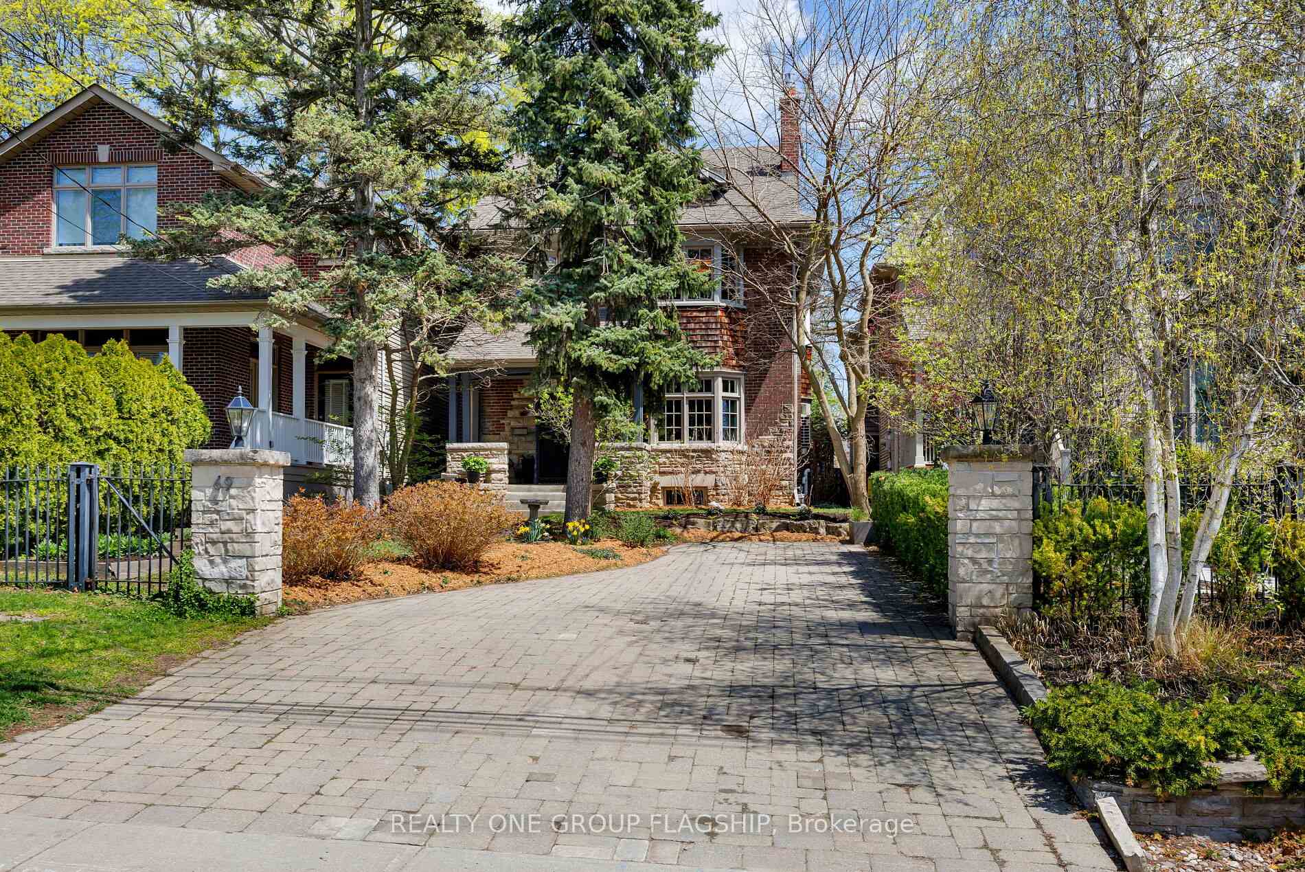 Front of 69 Victoria Park Avenue