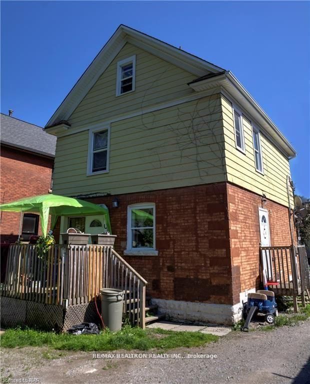 Photo 17 of 4927 Morrison Street, Niagara Falls, Cherrywood — HOMEH