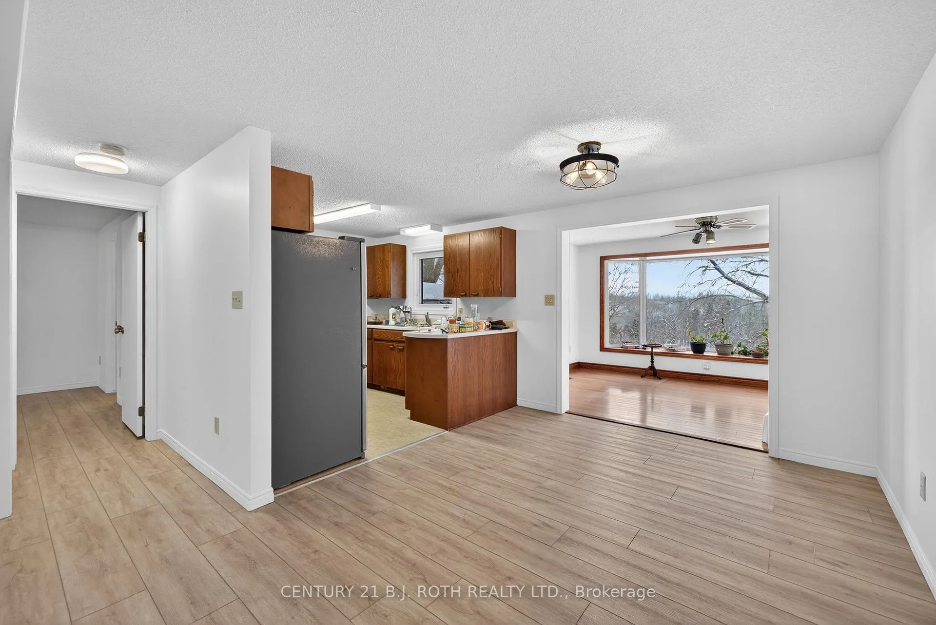 Photo 10 of 87 Tecumseth Pines Drive, New Tecumseth, Rural New Tecumseth — HOMEH