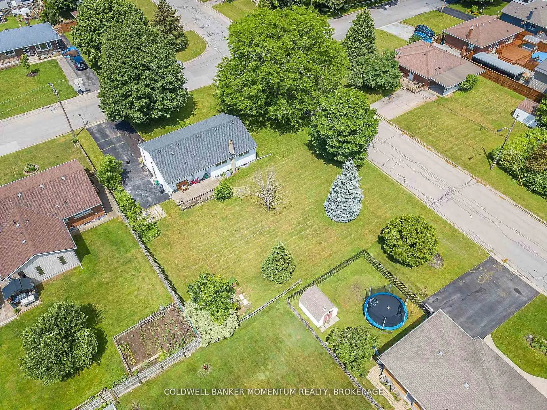 Photo 4 of 23 & 29 Dexter Drive, Welland, Prince Charles — HOMEH
