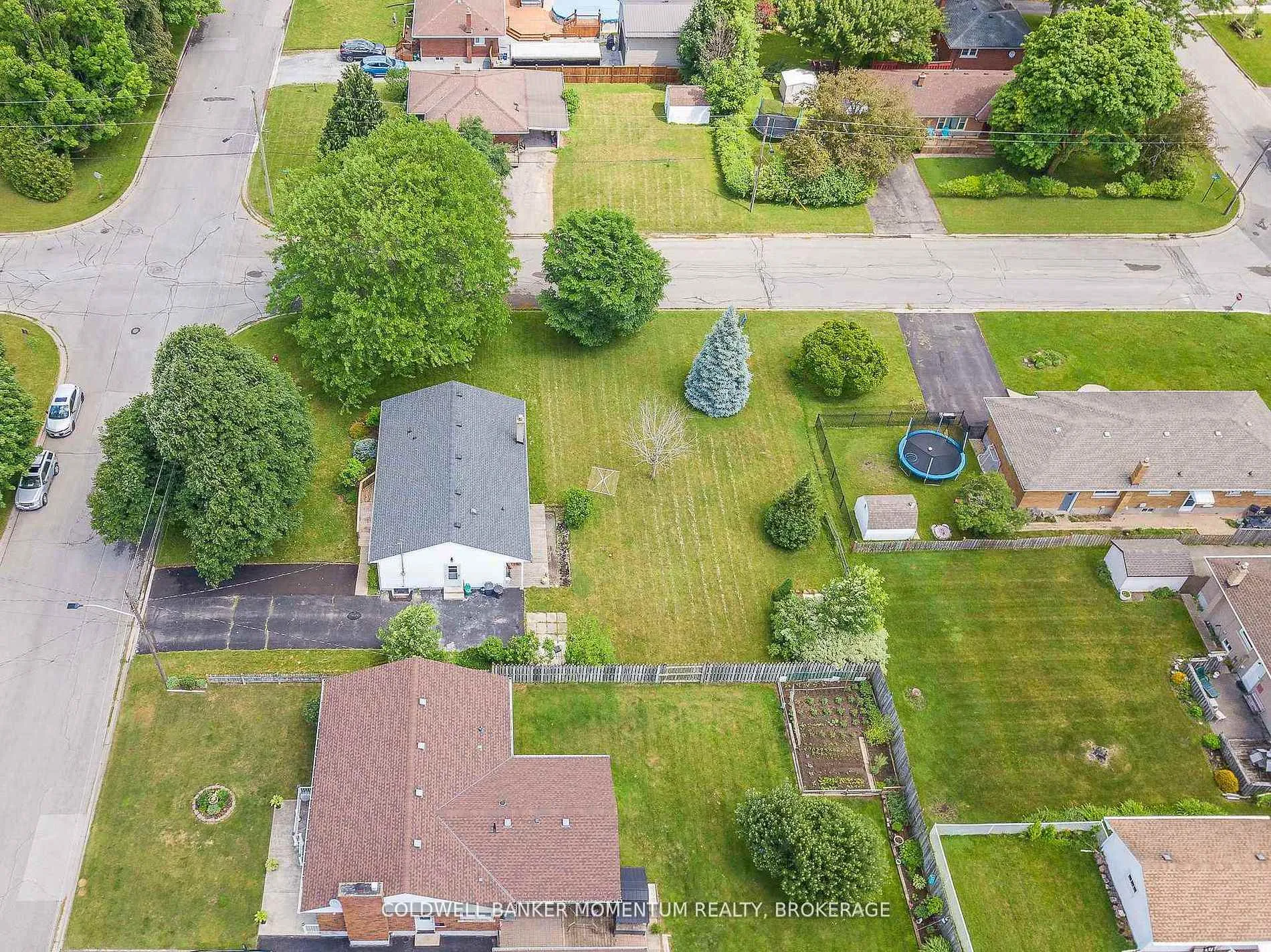 Photo 6 of 23 & 29 Dexter Drive, Welland, Prince Charles — HOMEH