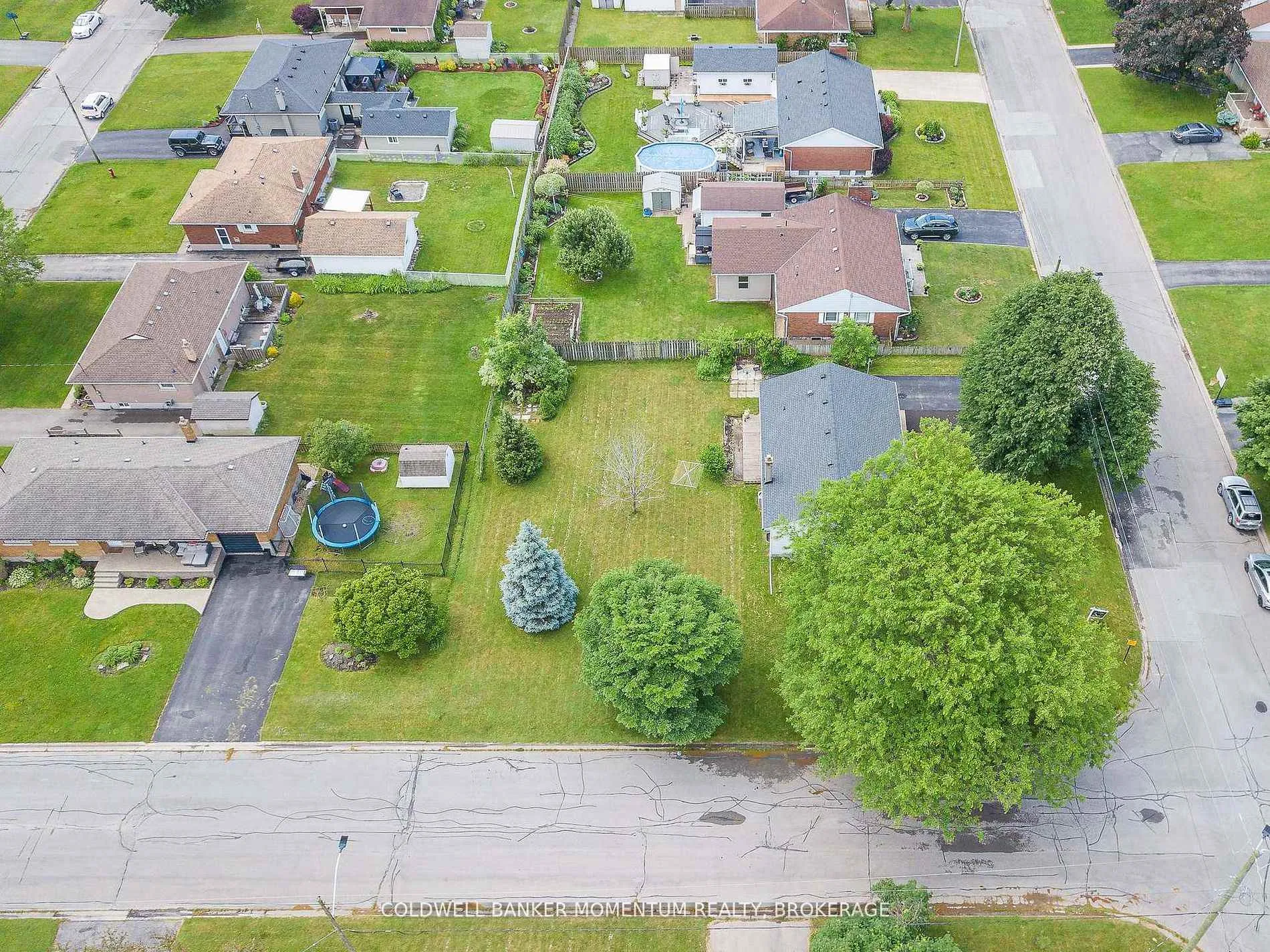 Photo 8 of 23 & 29 Dexter Drive, Welland, Prince Charles — HOMEH