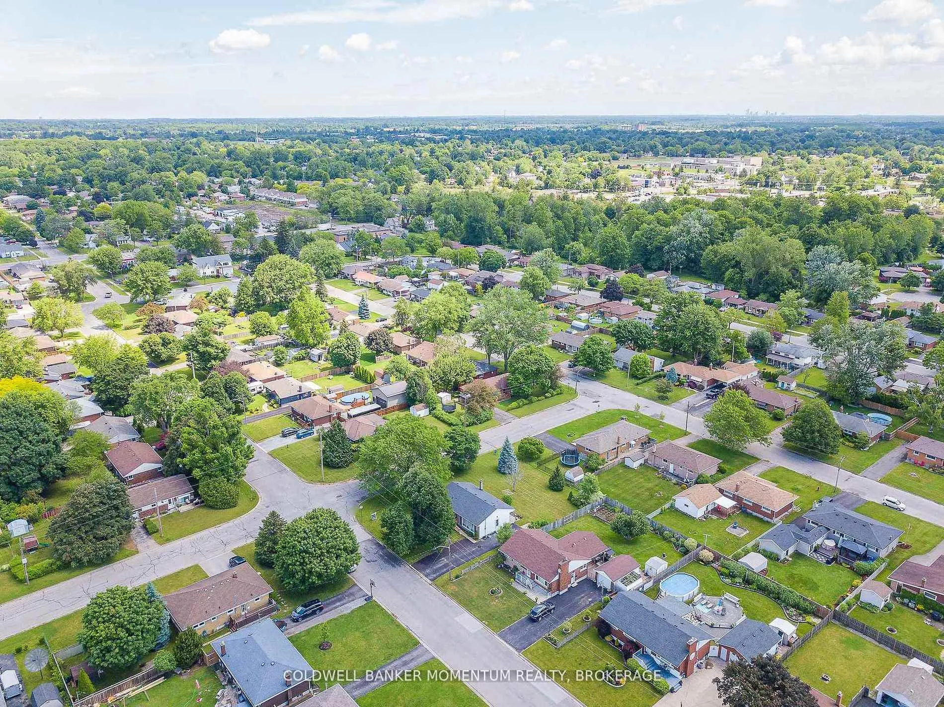 Photo 12 of 23 & 29 Dexter Drive, Welland, Prince Charles — HOMEH