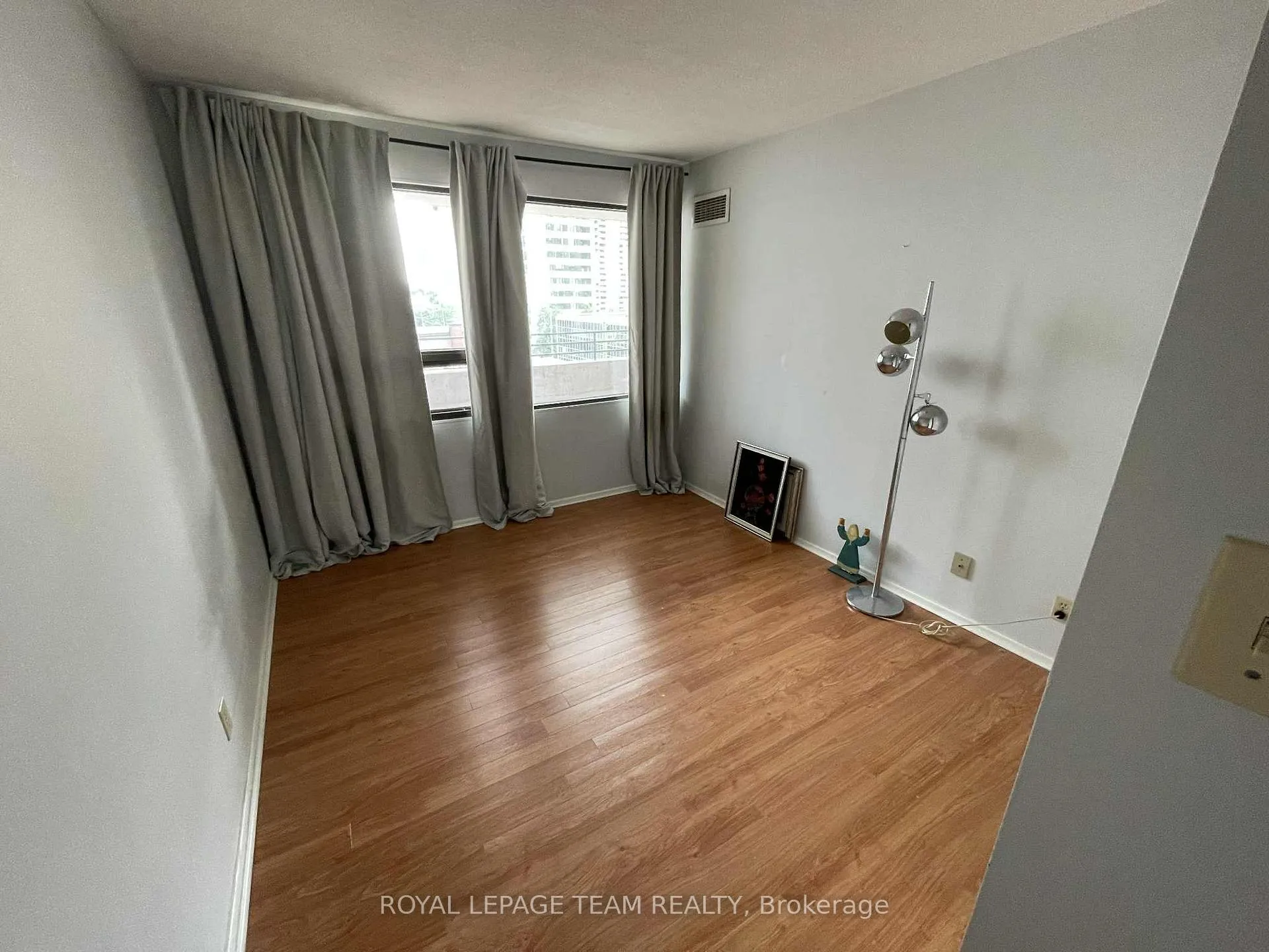 Photo 20 of Unit 602, 151 Bay Street, Ottawa, Ottawa Centre — HOMEH