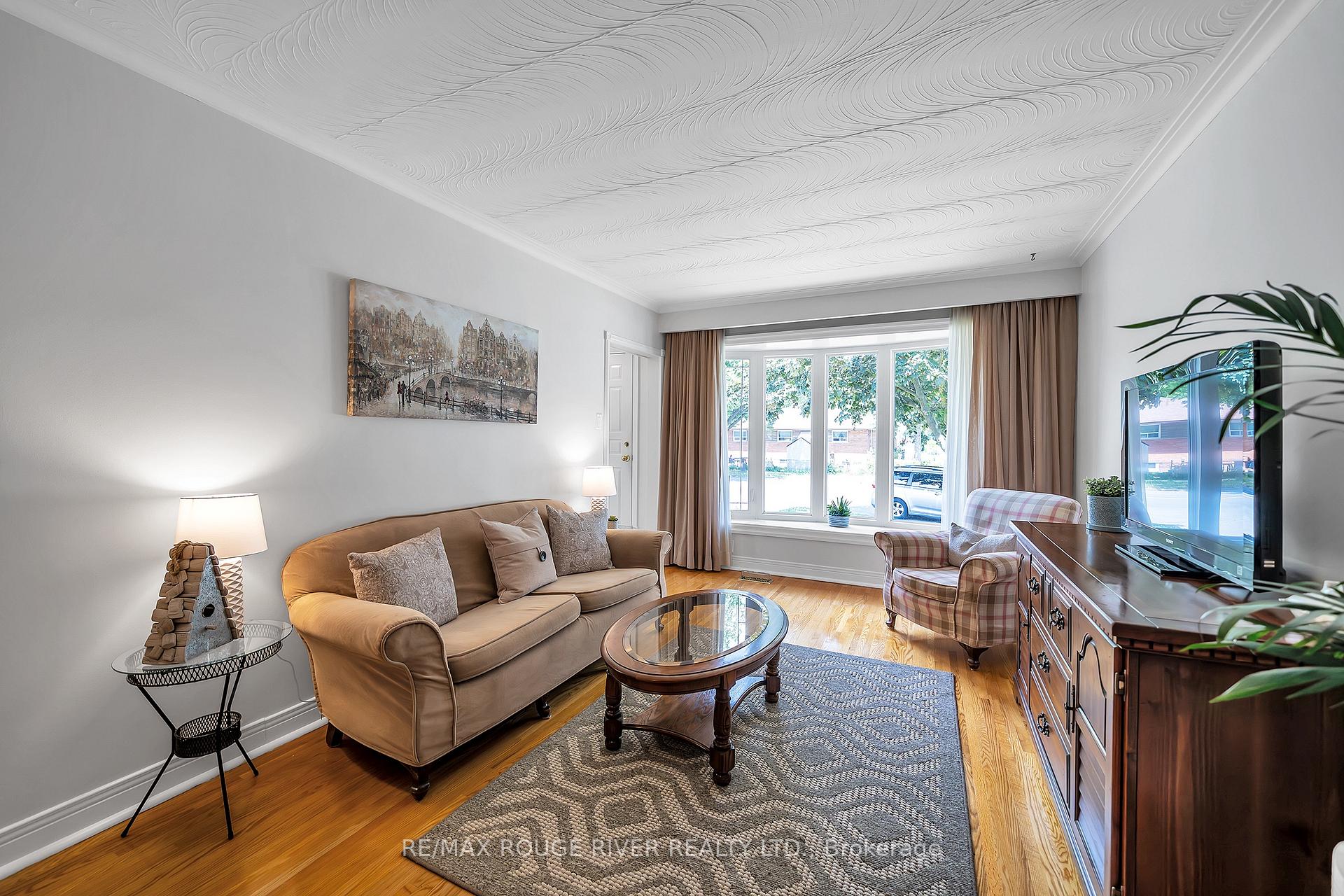 Photo 3 of 67 Rochman Boulevard, Scarborough, Woburn — HOMEH