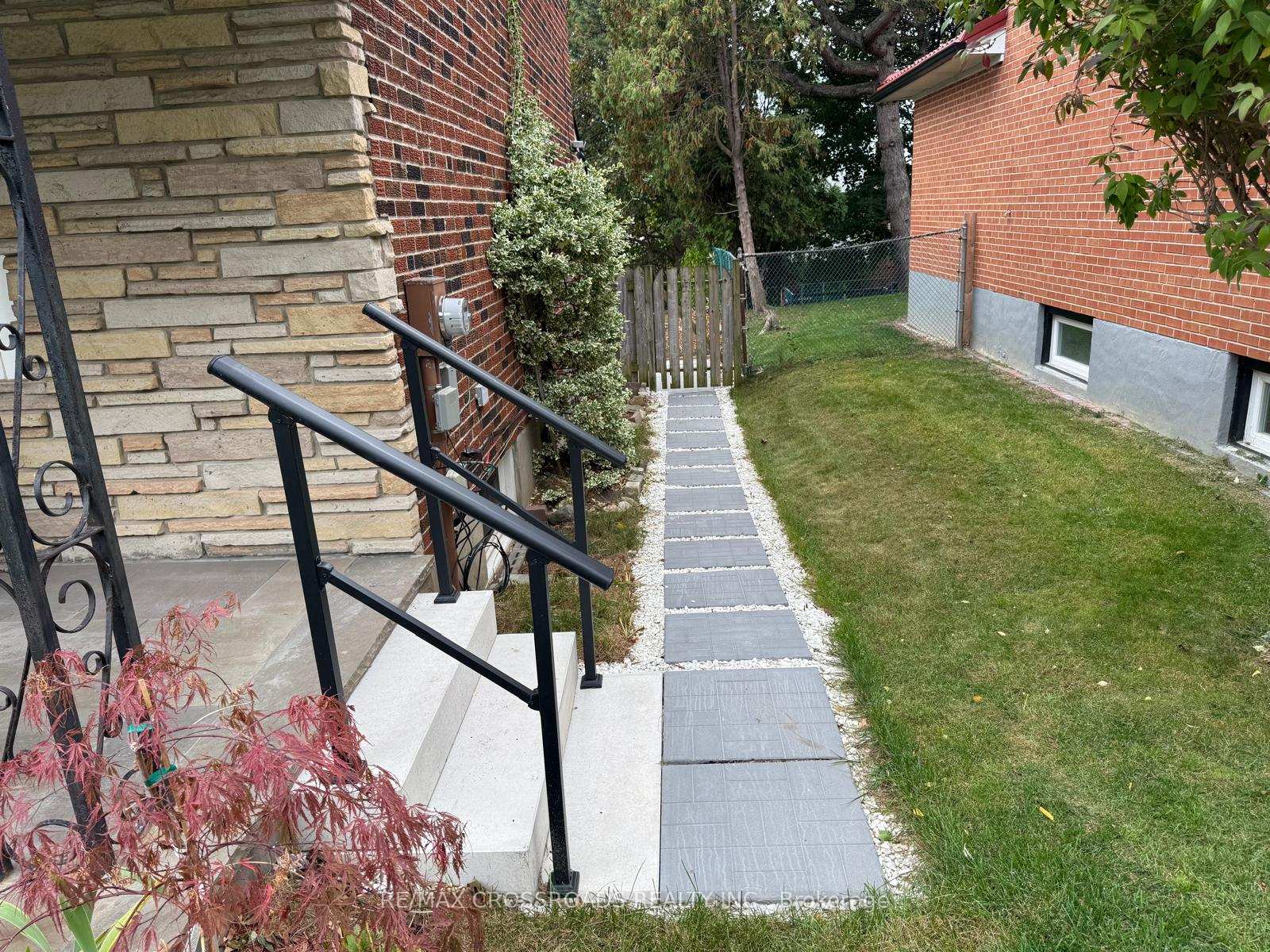 Photo 3 of 6 Logstone Crescent, Scarborough, Morningside — HOMEH