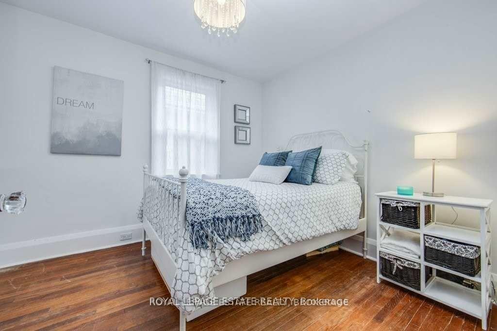 Photo 7 of 155 Harding Boulevard, Scarborough, Birchcliffe-Cliffside — HOMEH
