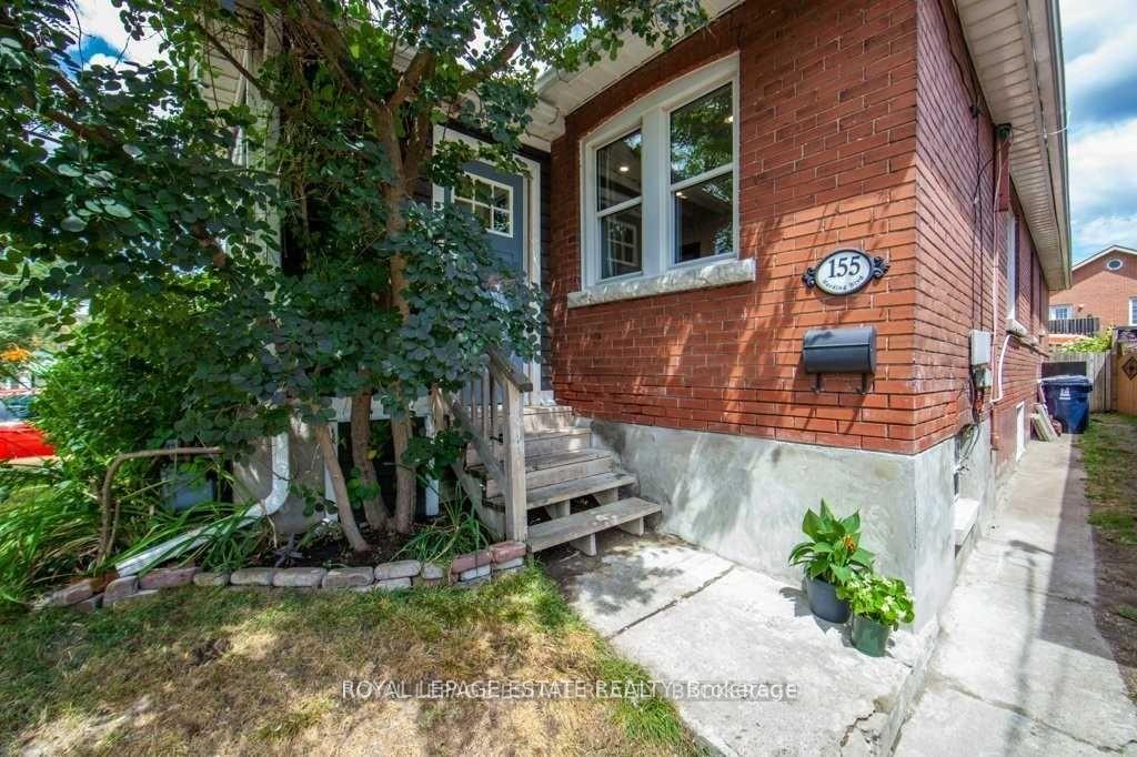 Photo 13 of 155 Harding Boulevard, Scarborough, Birchcliffe-Cliffside — HOMEH