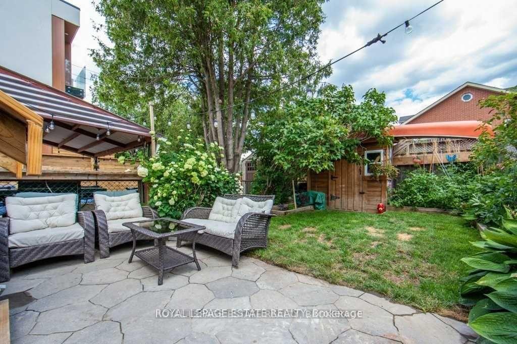 Photo 15 of 155 Harding Boulevard, Scarborough, Birchcliffe-Cliffside — HOMEH