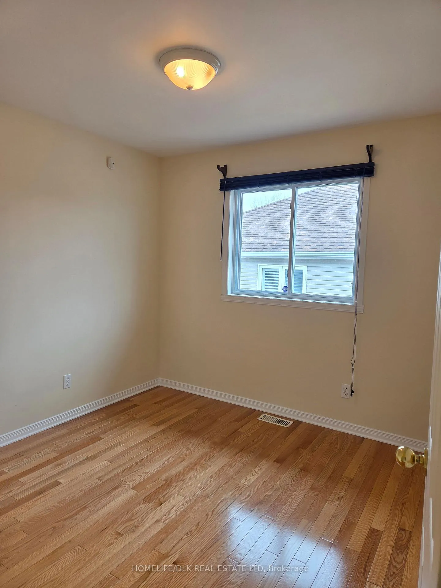 Photo 10 of 2241 Glen Brook Drive, Cornwall — HOMEH