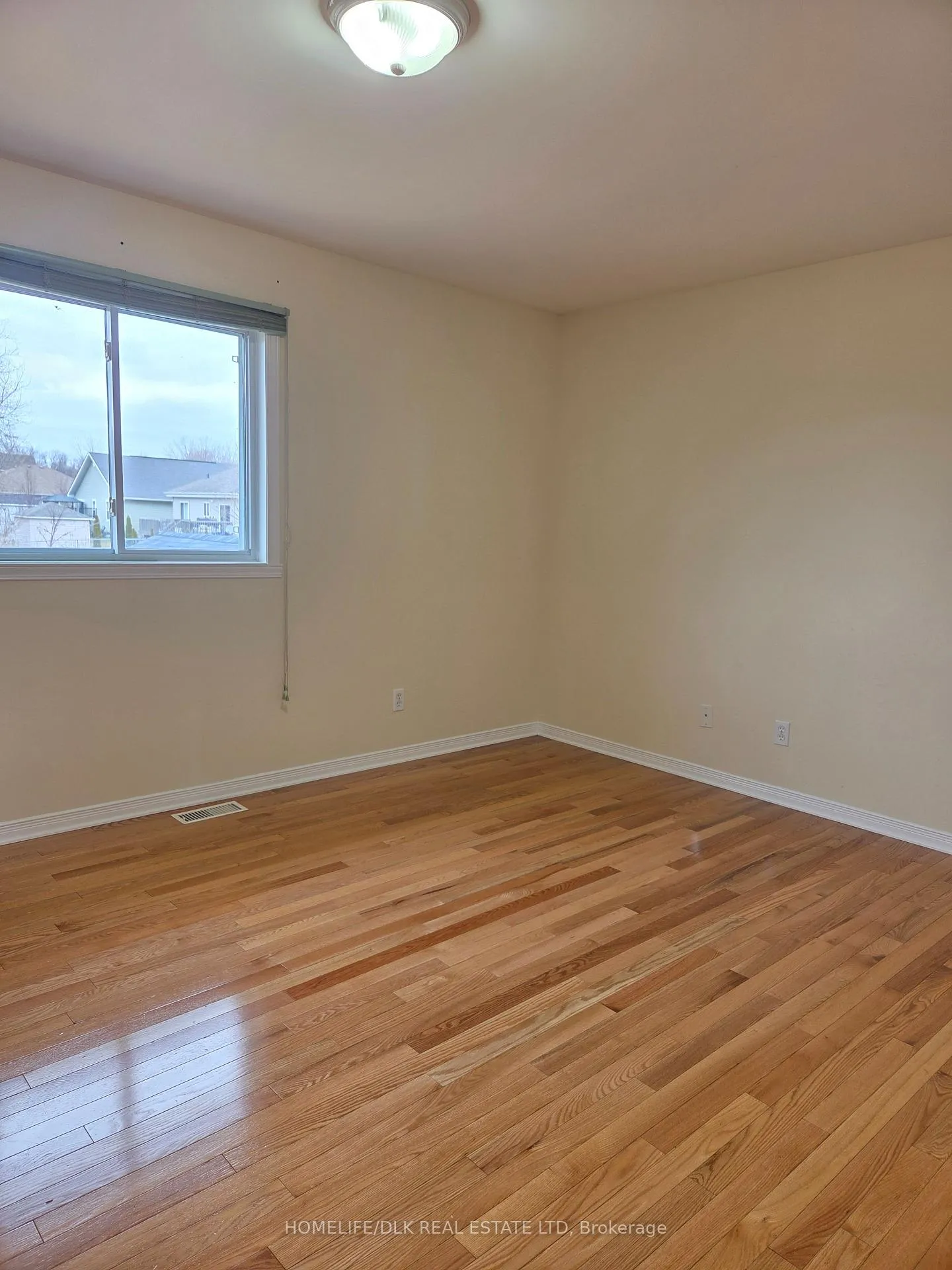 Photo 13 of 2241 Glen Brook Drive, Cornwall — HOMEH
