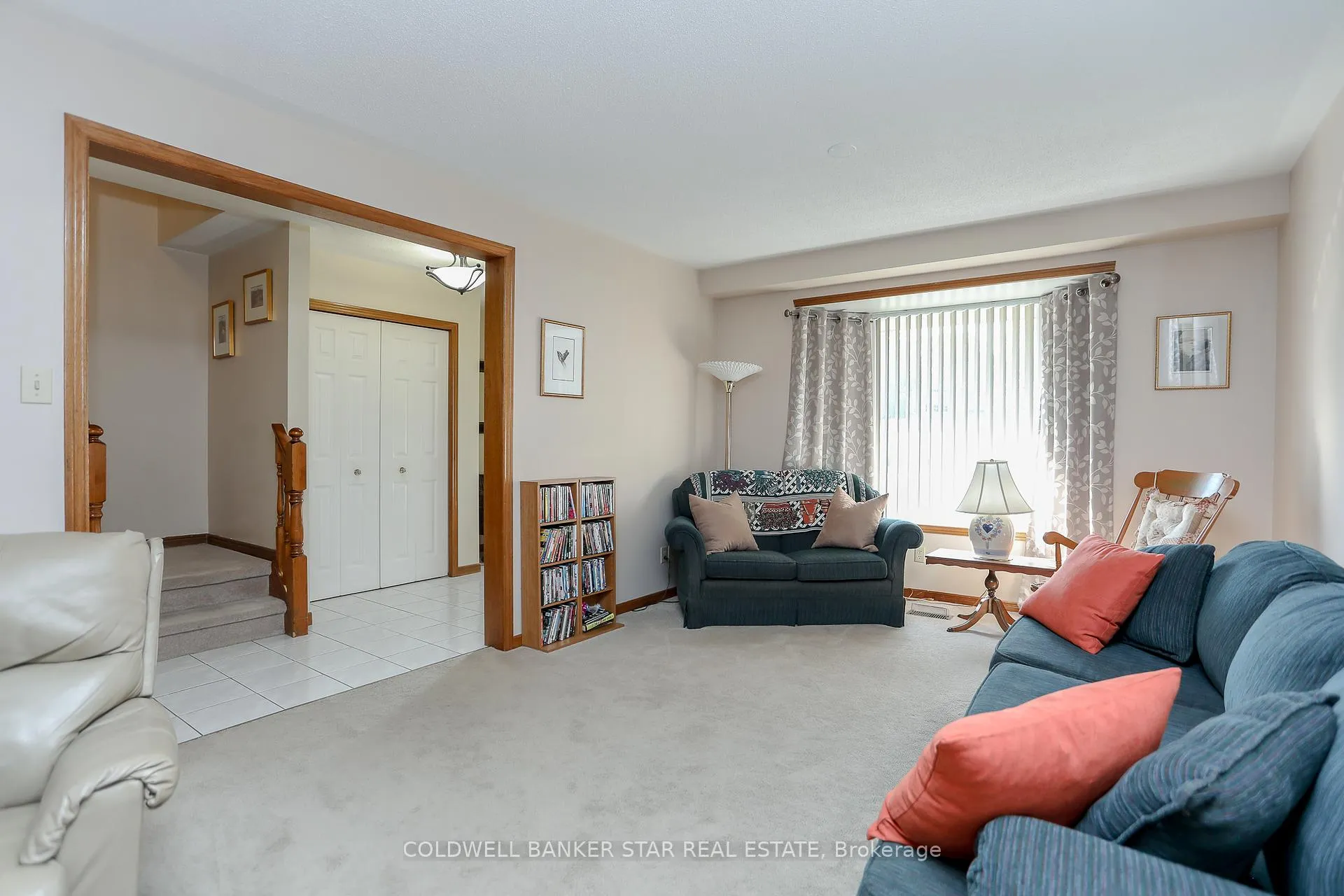 Photo 4 of 31 Sinclair Crescent, Aylmer — HOMEH