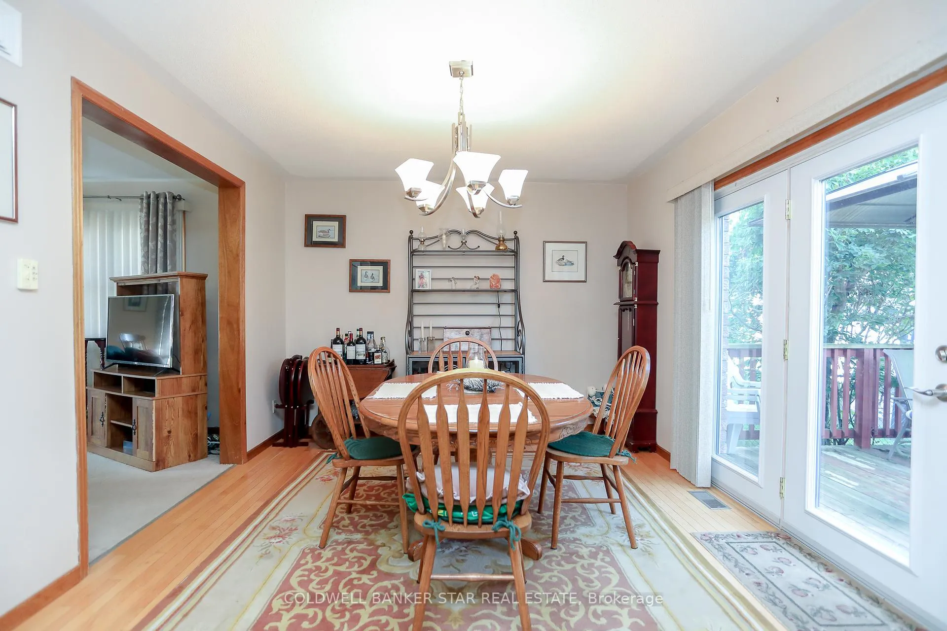 Photo 11 of 31 Sinclair Crescent, Aylmer — HOMEH