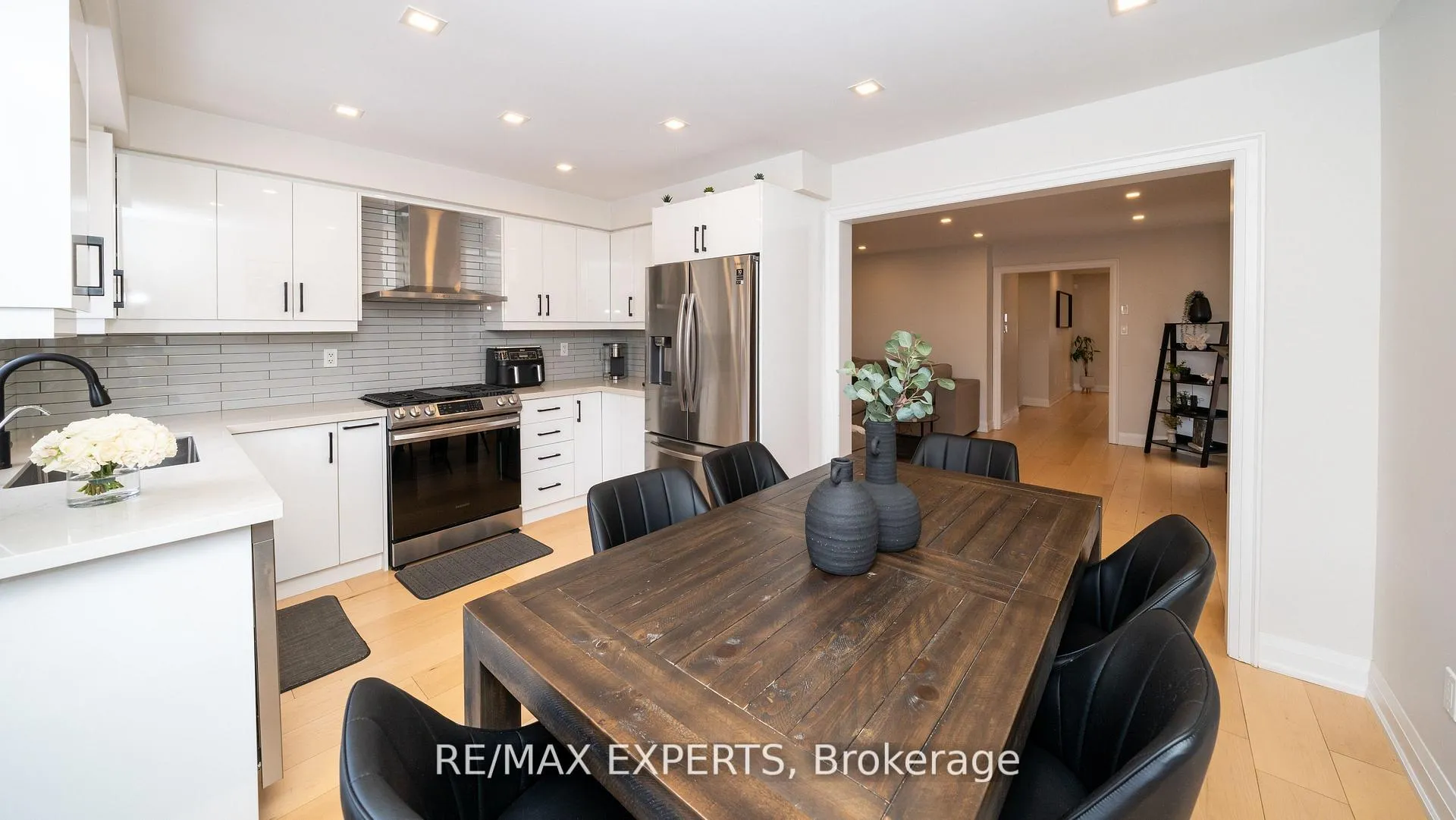 Photo 1 of 111 Argento Crescent, Vaughan, Vellore Village — HOMEH