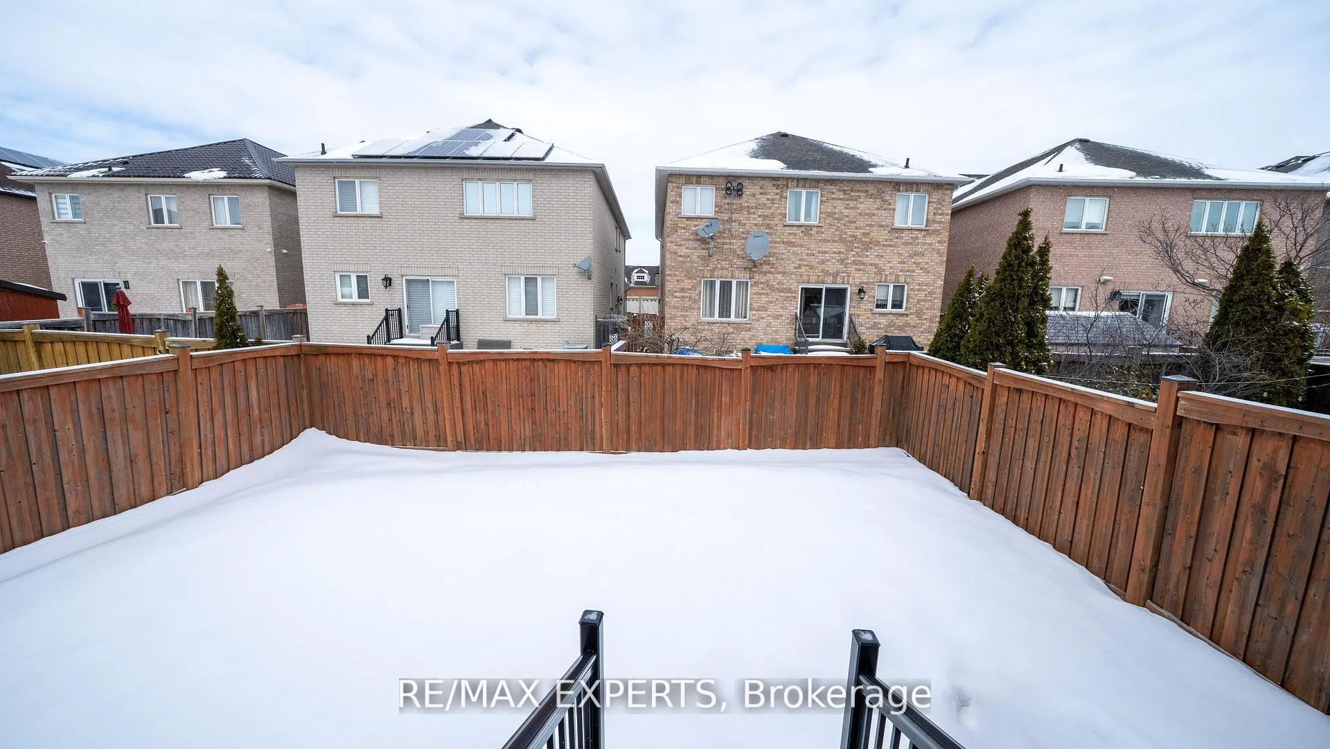 Photo 19 of 111 Argento Crescent, Vaughan, Vellore Village — HOMEH