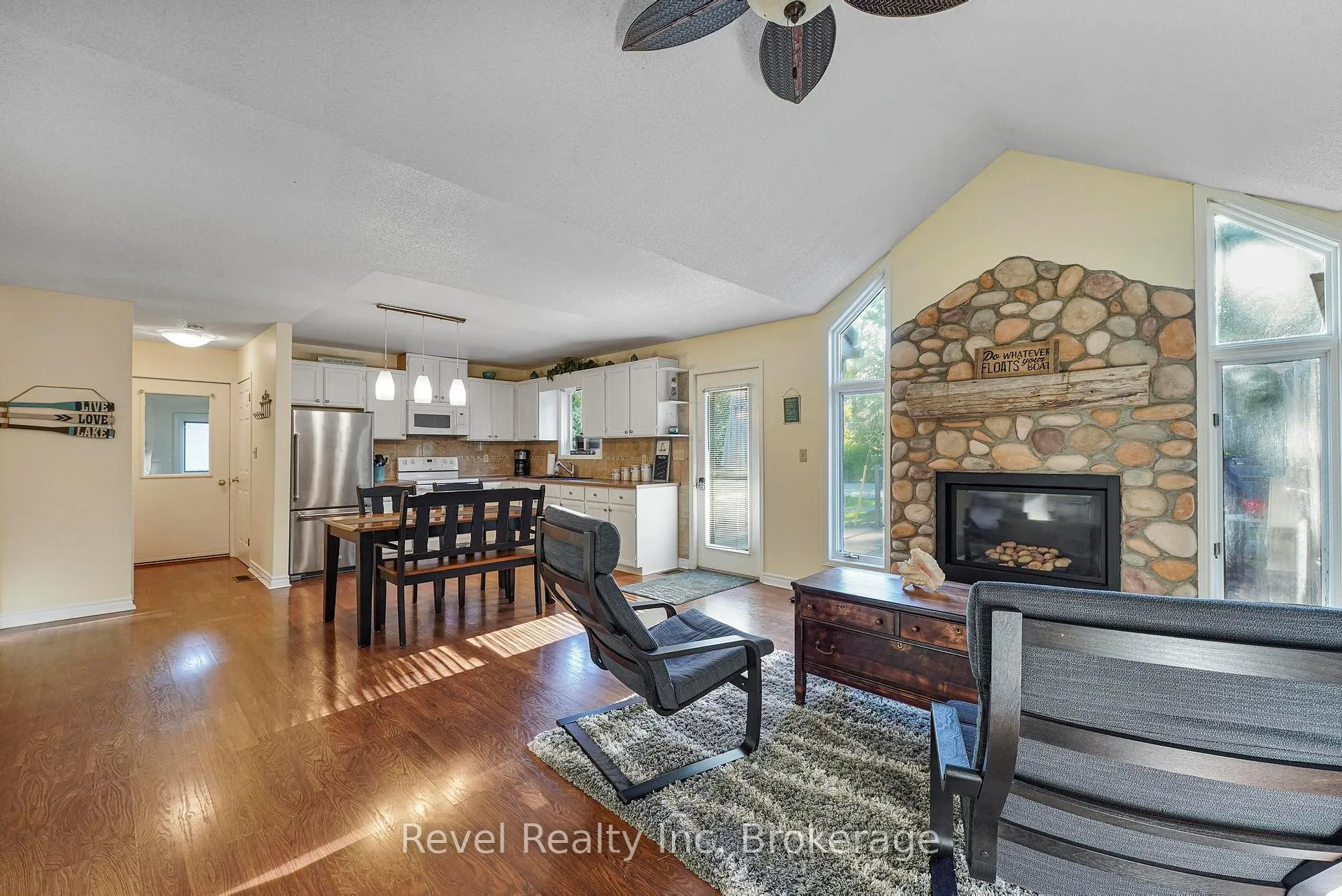 Photo 22 of 71842 Sunview Avenue, Bluewater, Hay — HOMEH
