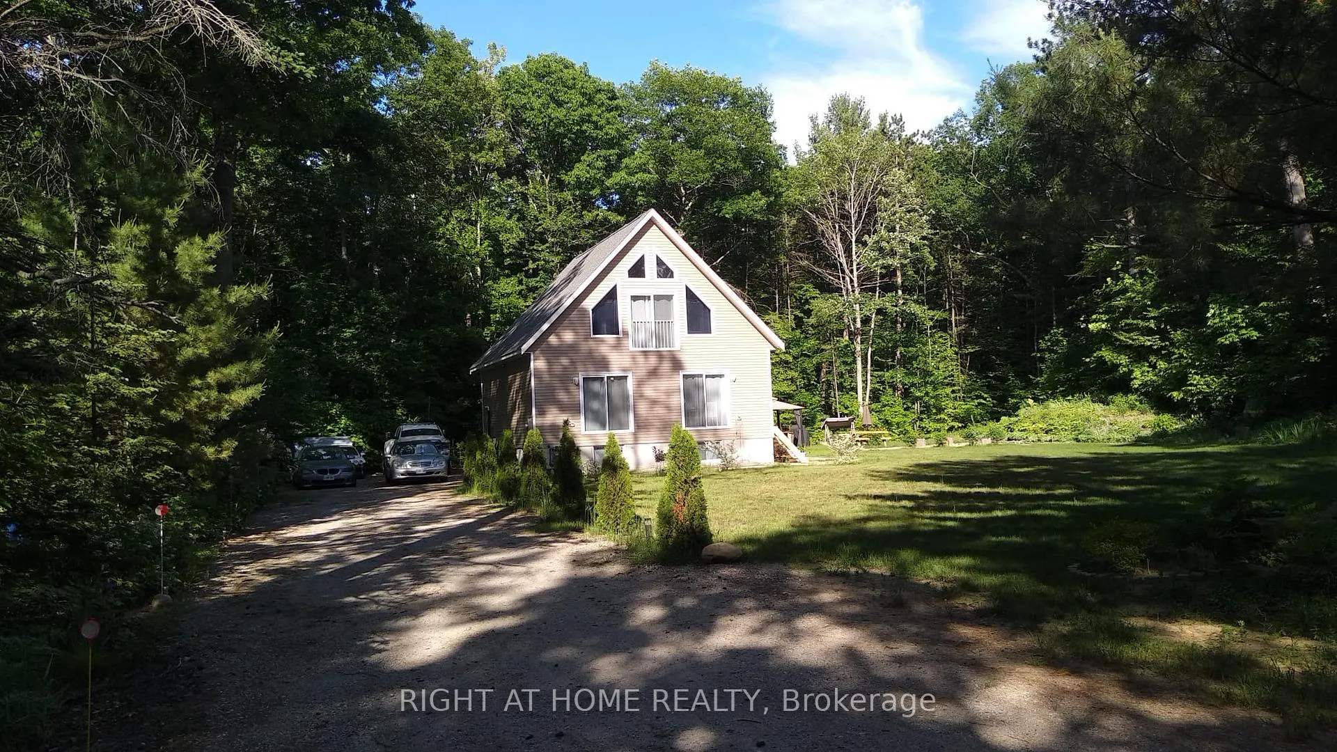 Photo 1 of 37 Moreau Parkway, Tiny, Rural Tiny — HOMEH