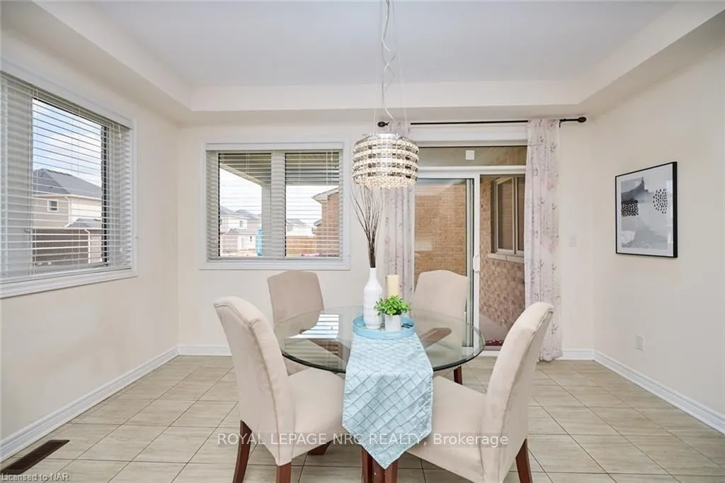 Photo 18 of 28 Sparkle Drive, Thorold, Rolling Meadows — HOMEH