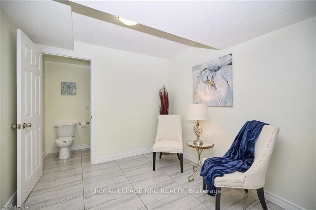 Photo 42 of 28 Sparkle Drive, Thorold, Rolling Meadows — HOMEH