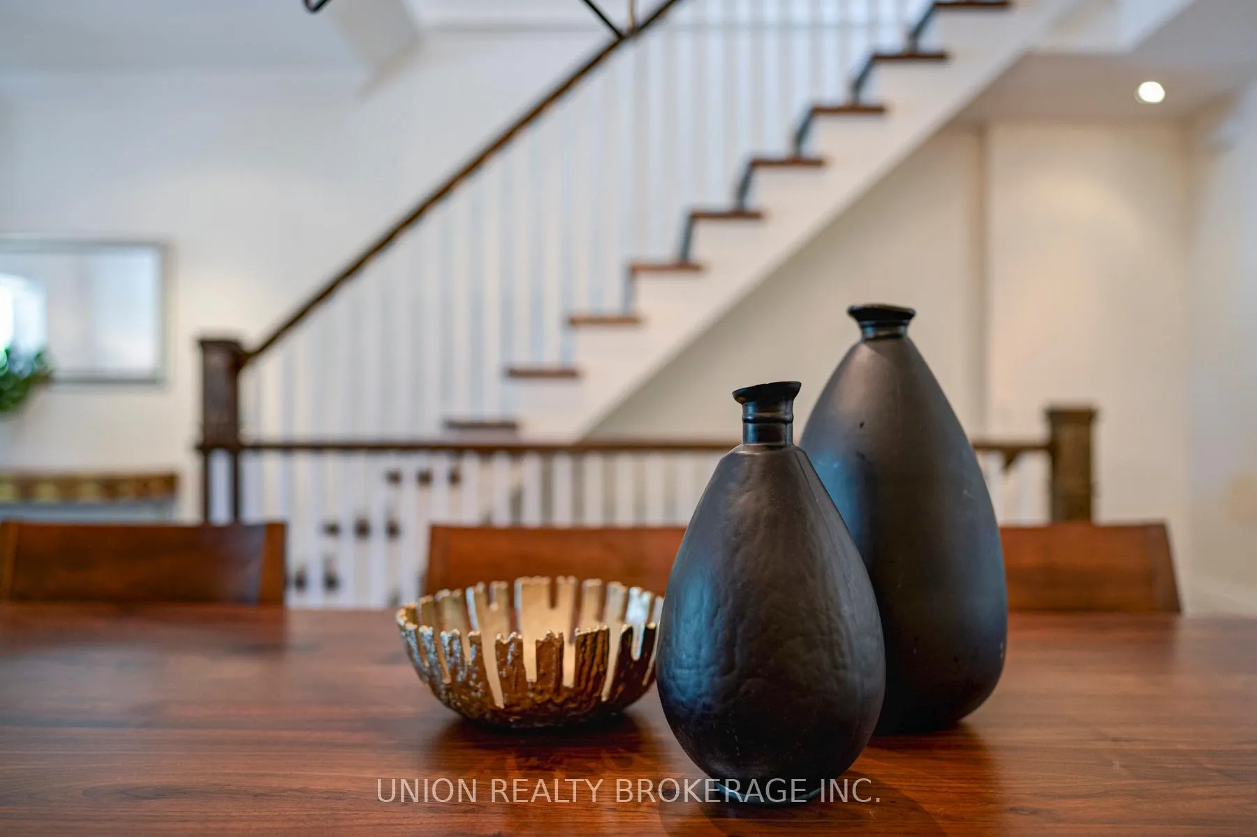 Photo 9 of 26 Birchmount Road, Scarborough, Birchcliffe-Cliffside — HOMEH