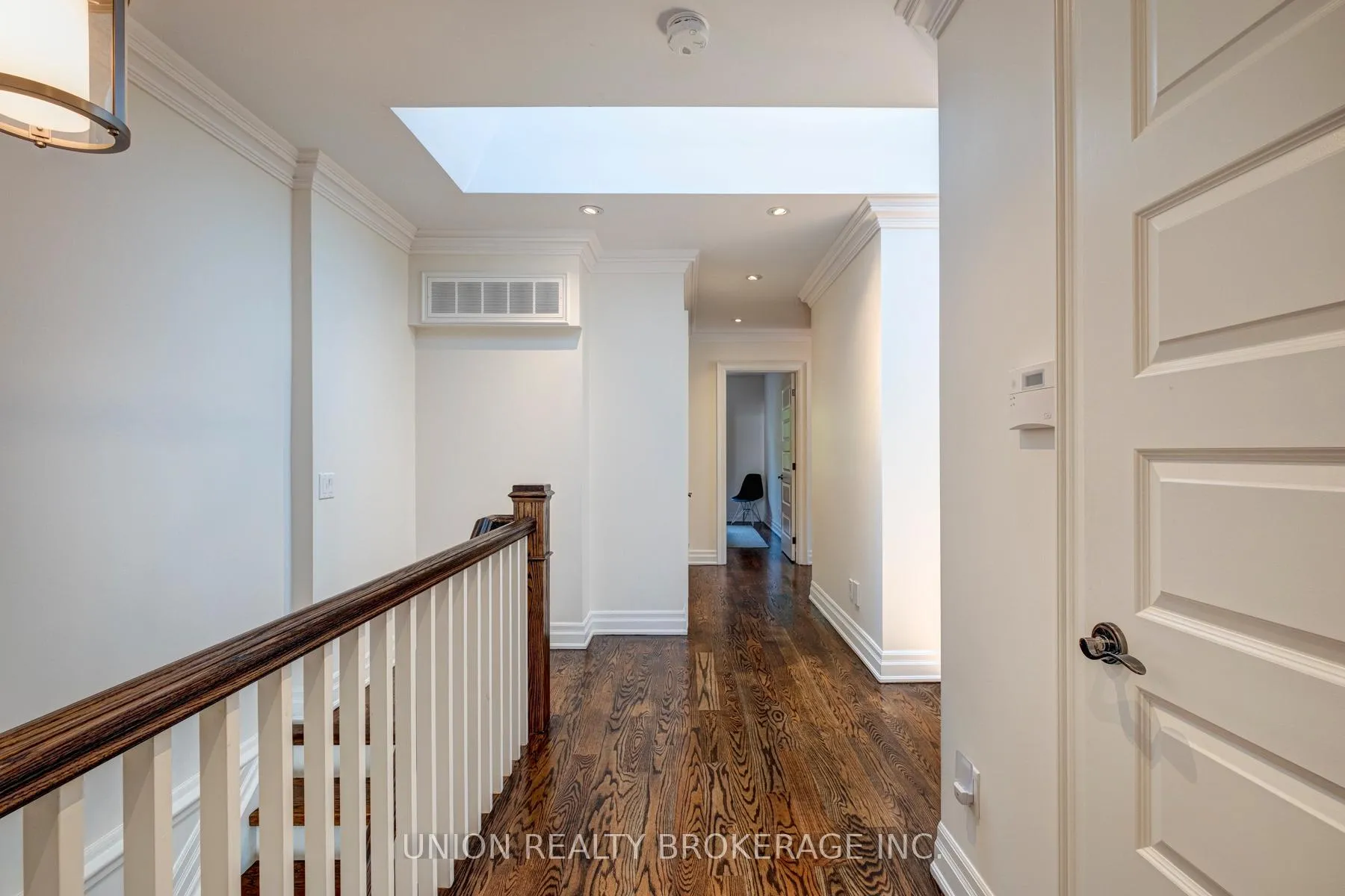Photo 17 of 26 Birchmount Road, Scarborough, Birchcliffe-Cliffside — HOMEH