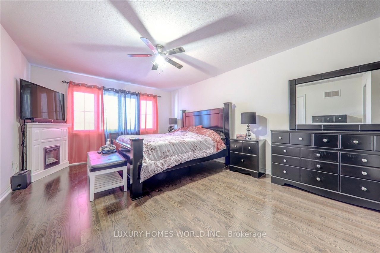 Photo 53 of 22 Tilbury Gate, Markham, Cornell — HOMEH