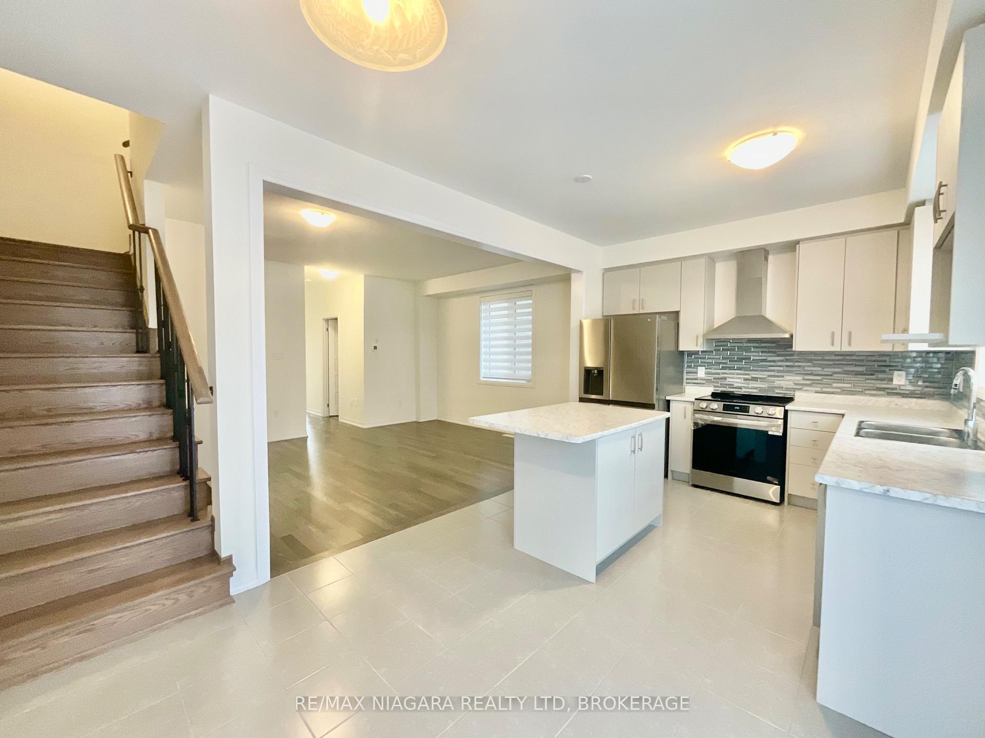 Photo 4 of 10 Selection Heights, Thorold, Rolling Meadows — HOMEH