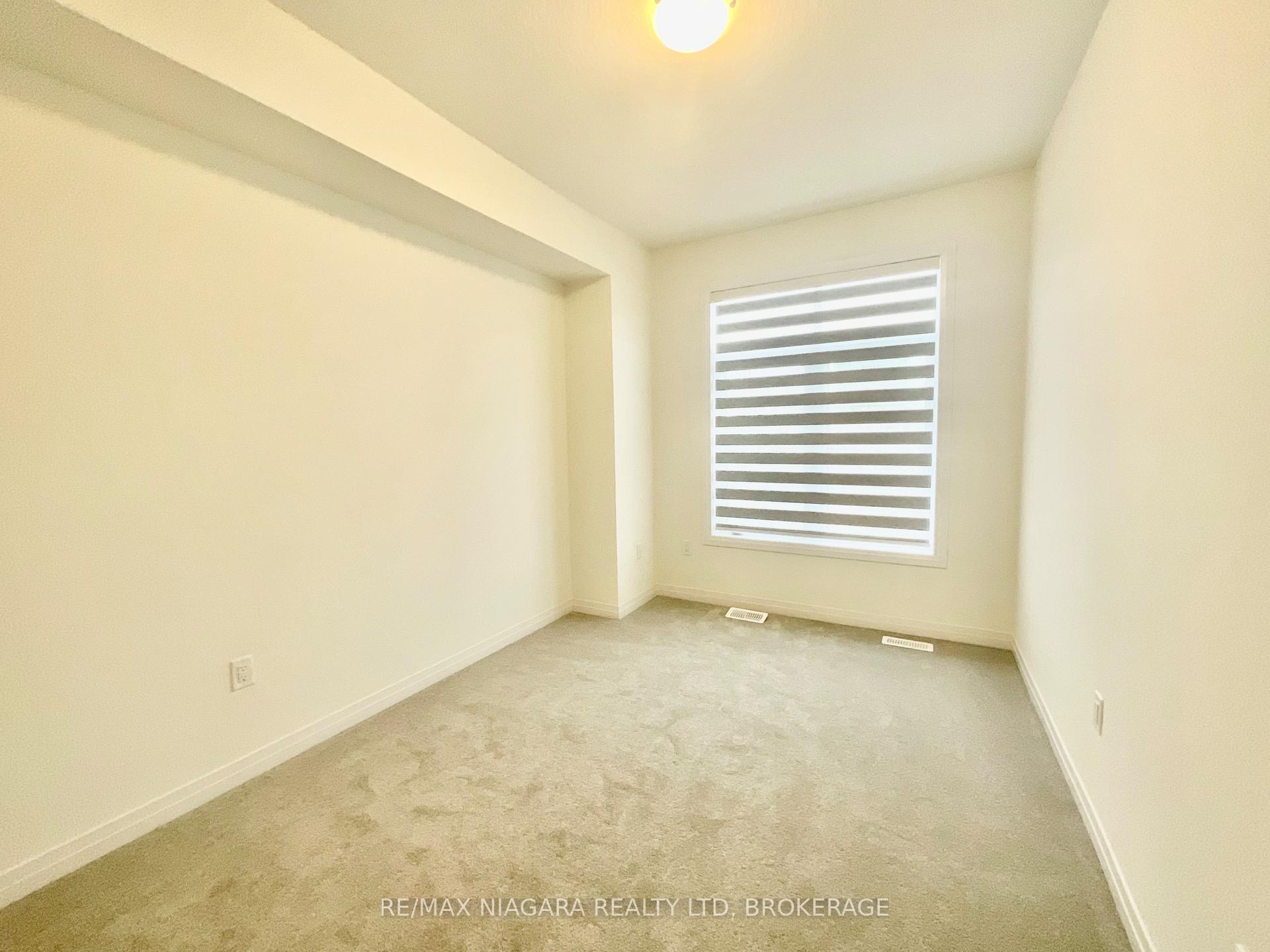 Photo 31 of 10 Selection Heights, Thorold, Rolling Meadows — HOMEH