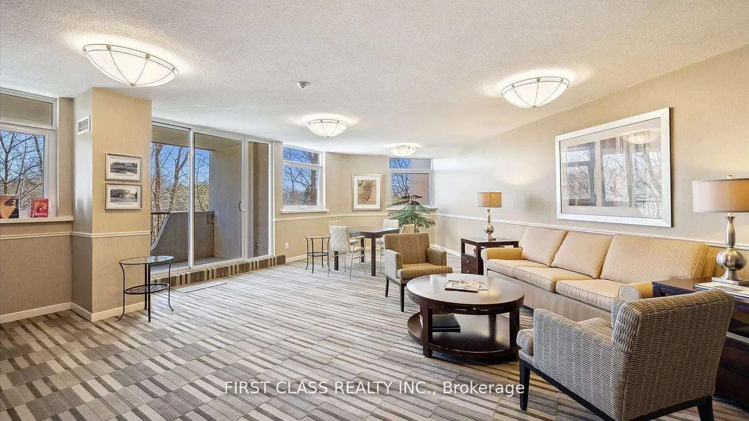 Photo 5 of Unit 905, 7811 Yonge Street, Markham, Thornhill — HOMEH