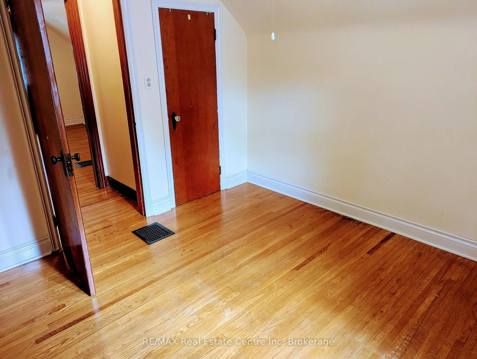 Photo 6 of 55 Wilson Avenue, Norfolk, Delhi — HOMEH